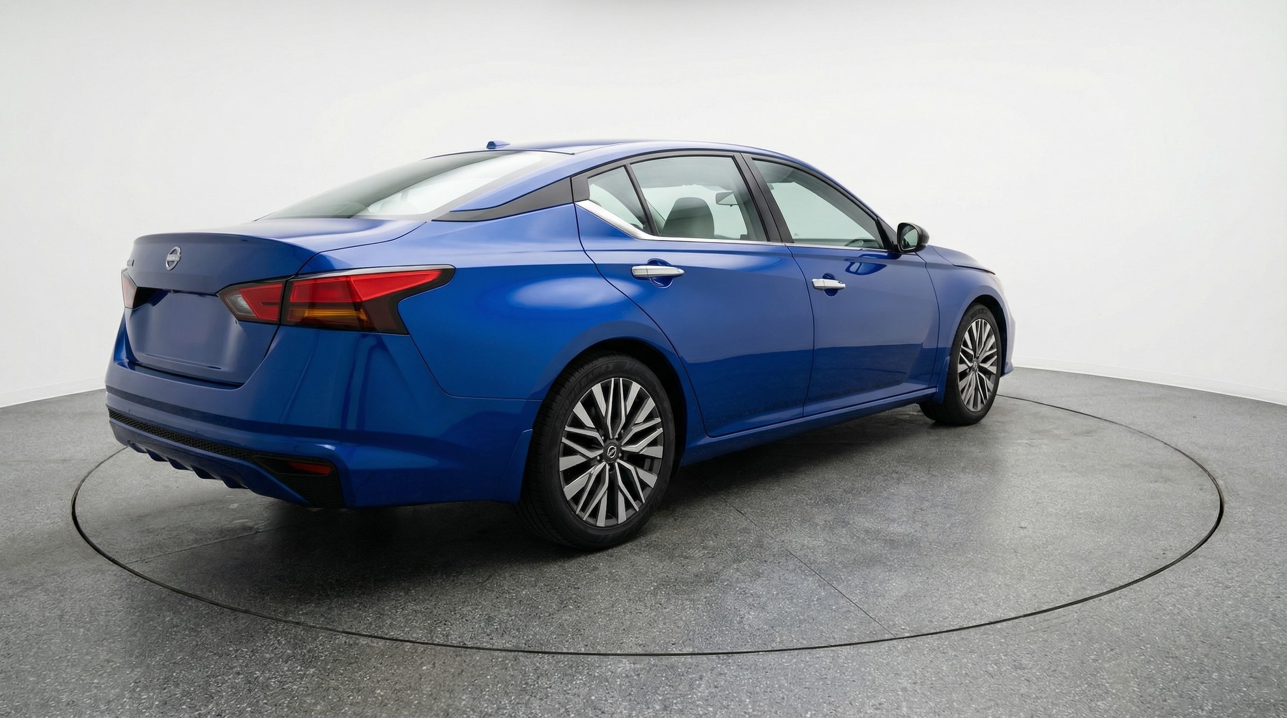 Thumbnail: 2025 Nissan Altima - 7