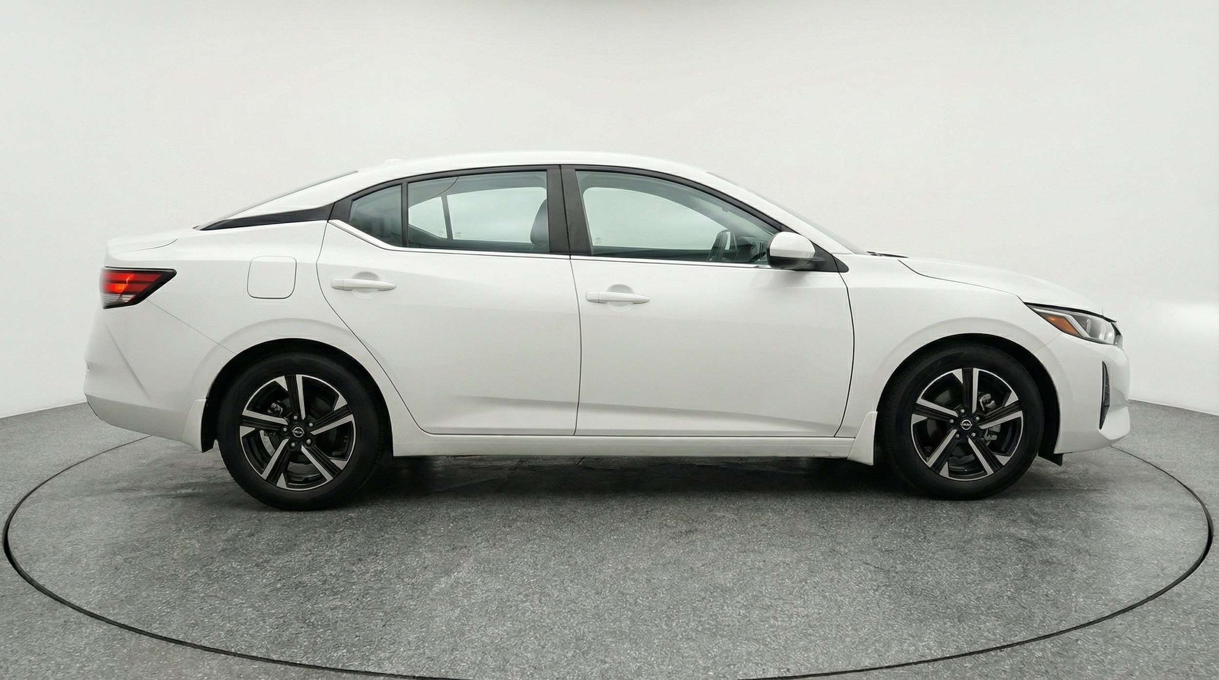 Thumbnail: 2025 Nissan Sentra - 11