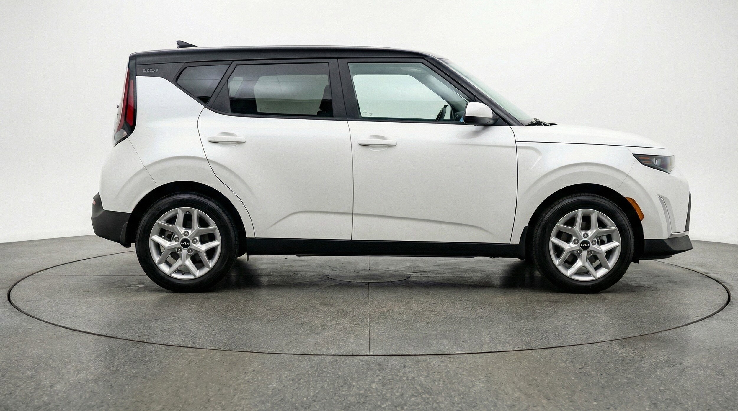 Thumbnail: 2025 Kia Soul - 11