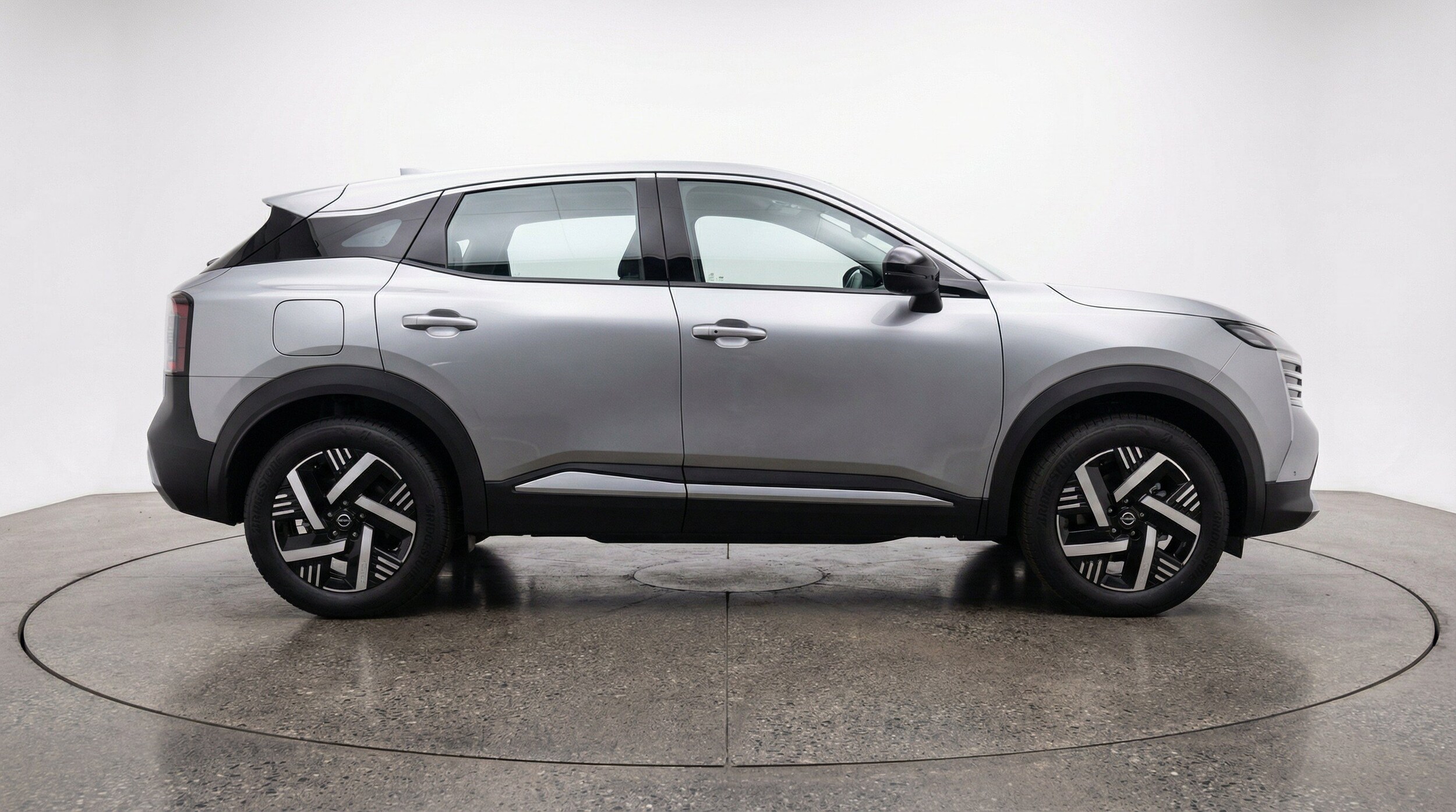Thumbnail: 2026 Nissan Kicks - 11