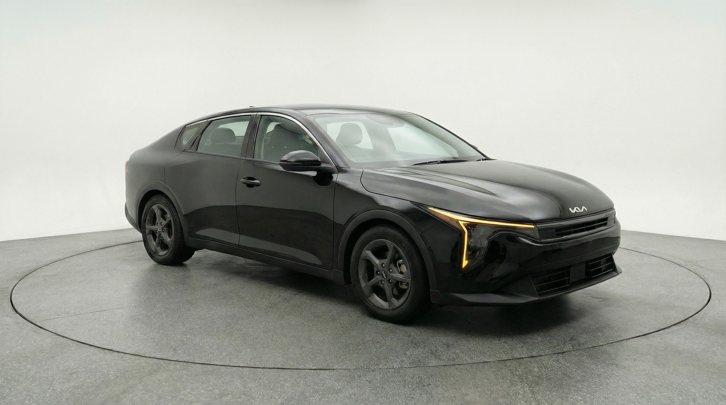 Thumbnail: 2025 Kia K4 - 1