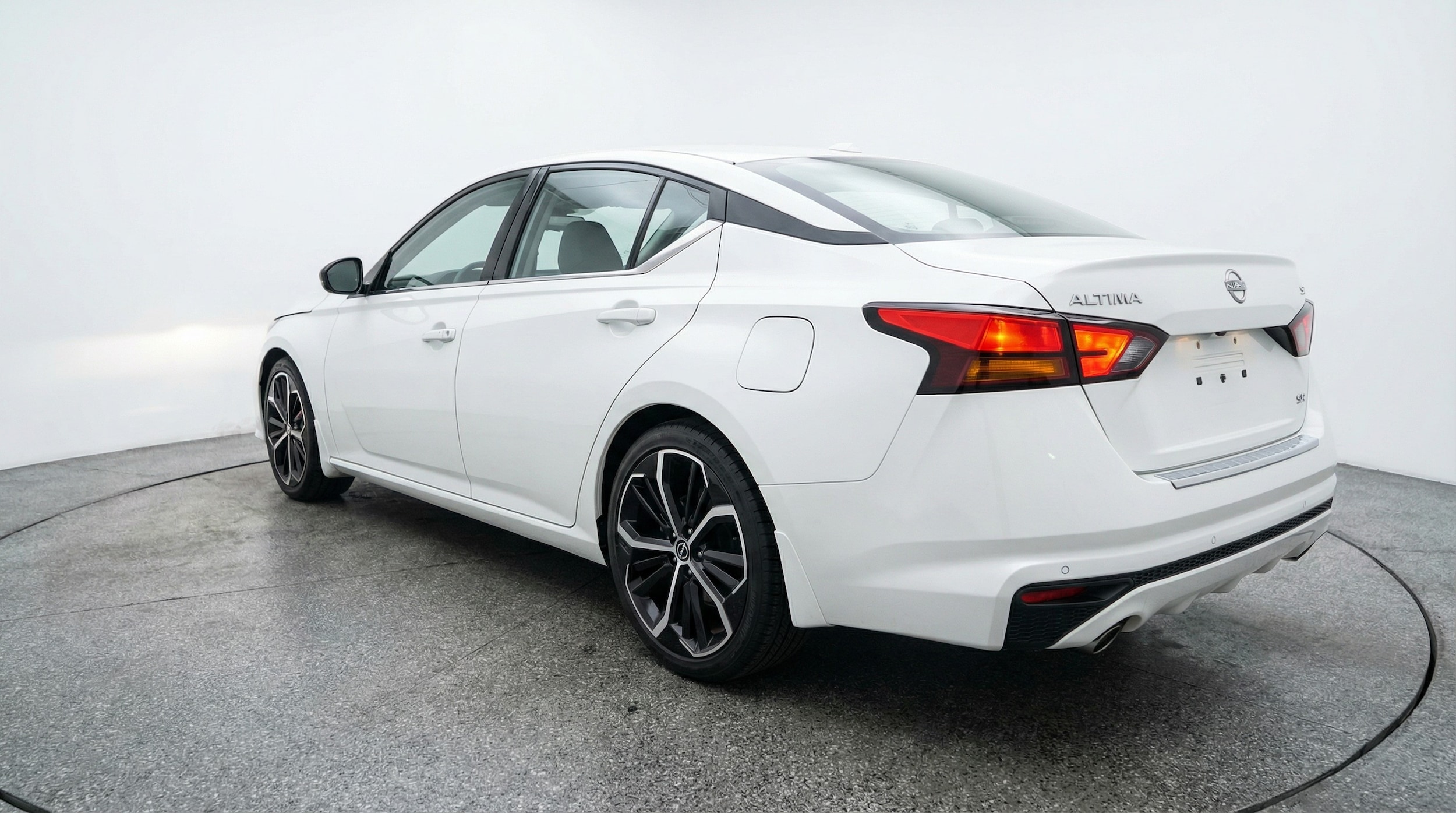 Thumbnail: 2025 Nissan Altima - 5