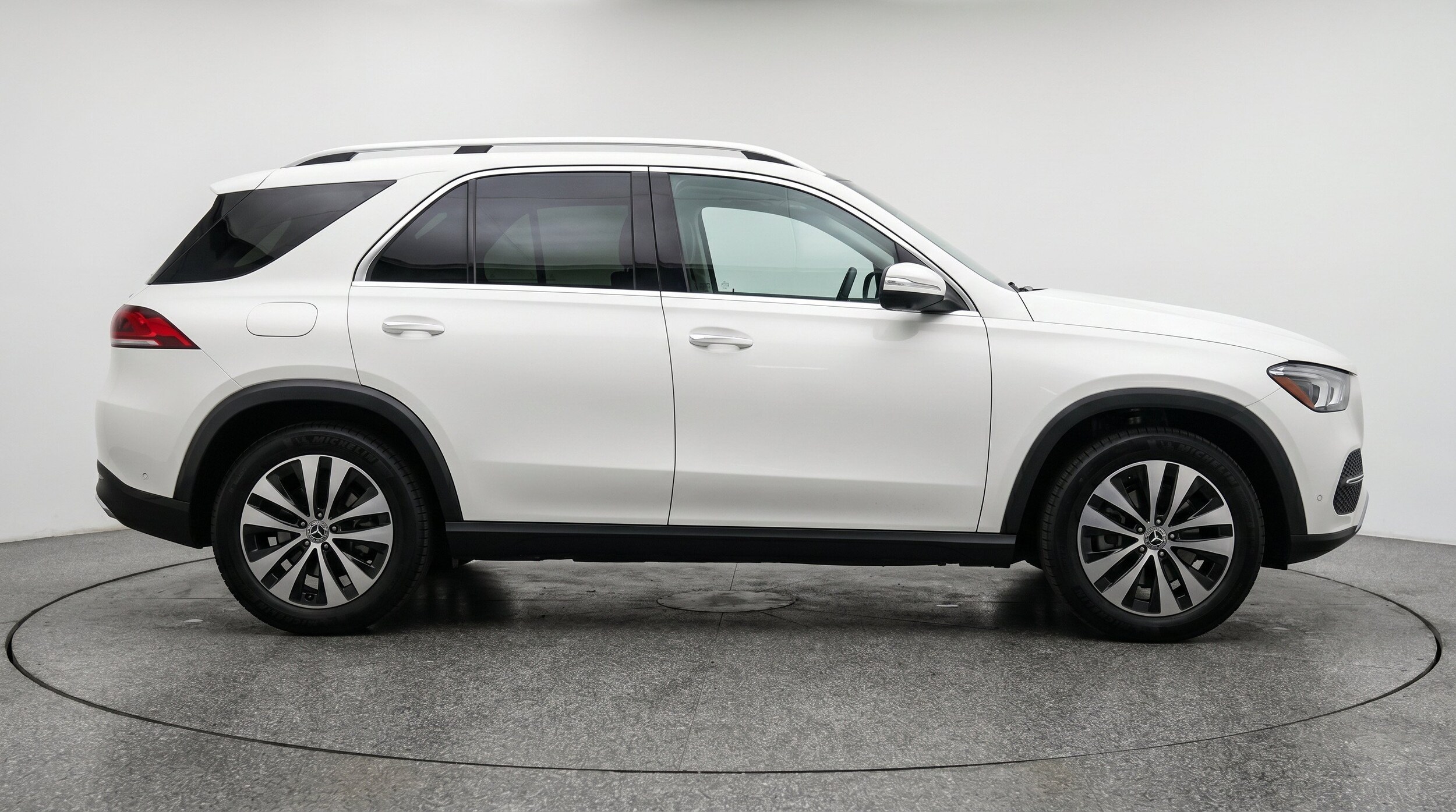 Thumbnail: 2026 Mercedes-Benz GLE - 11