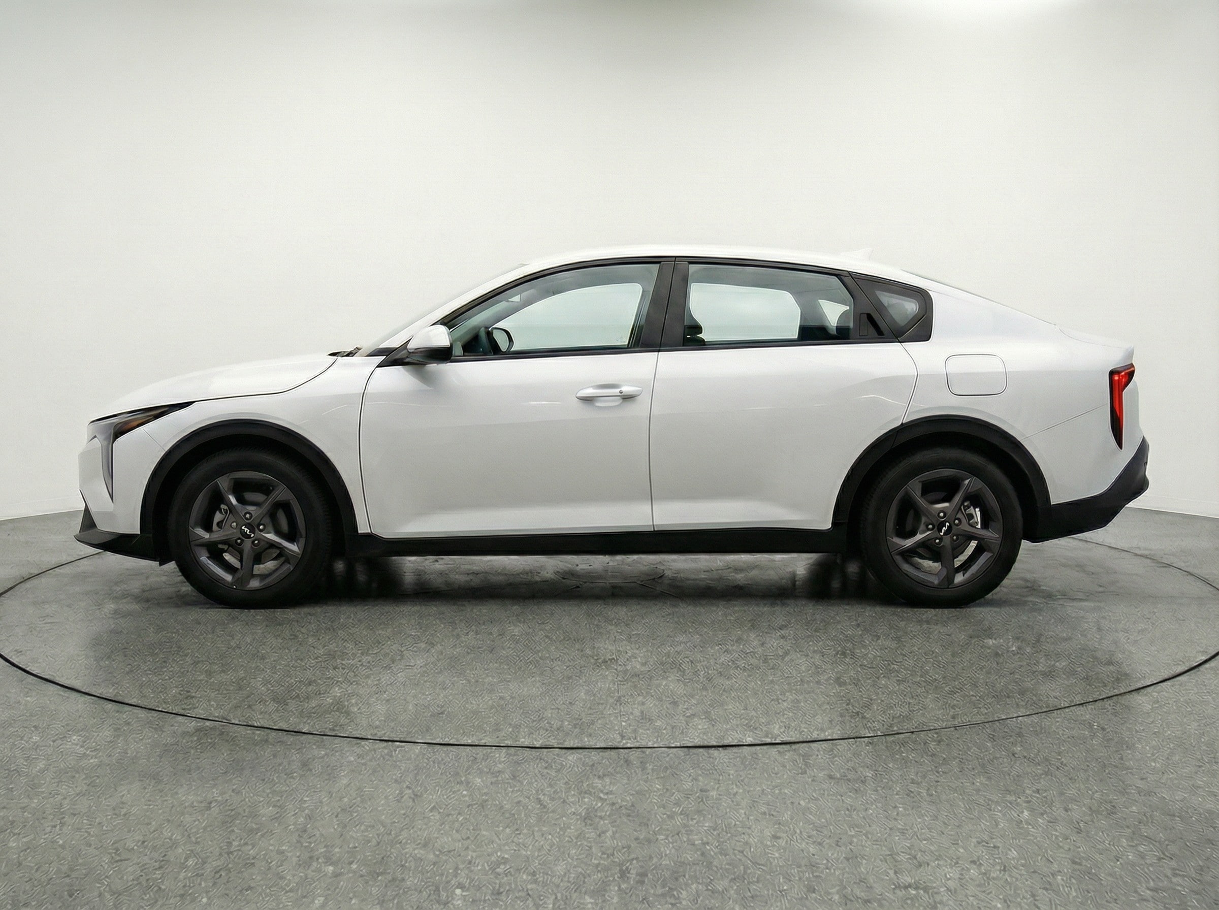 Thumbnail: 2025 Kia K4 - 4