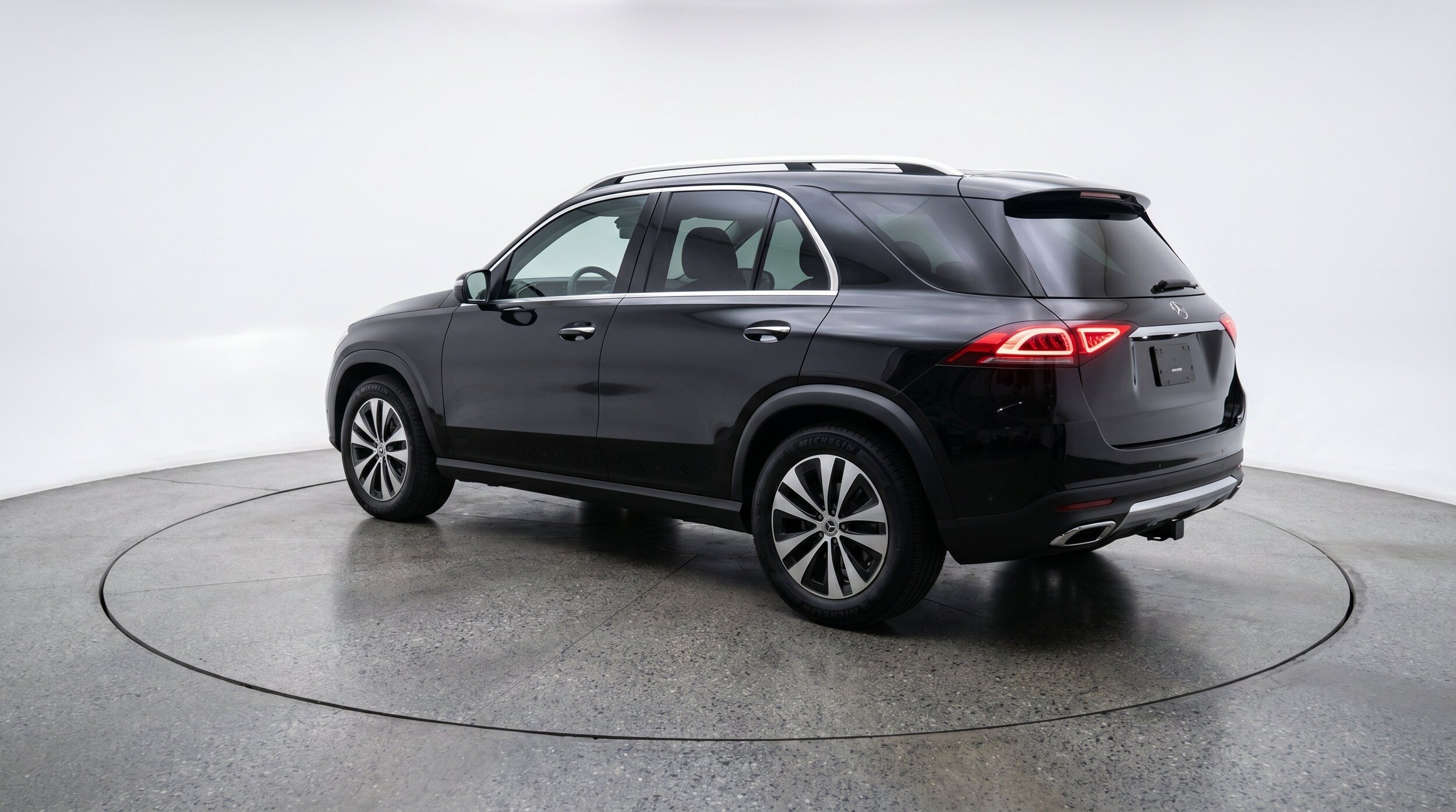 Thumbnail: 2026 Mercedes-Benz GLE - 6
