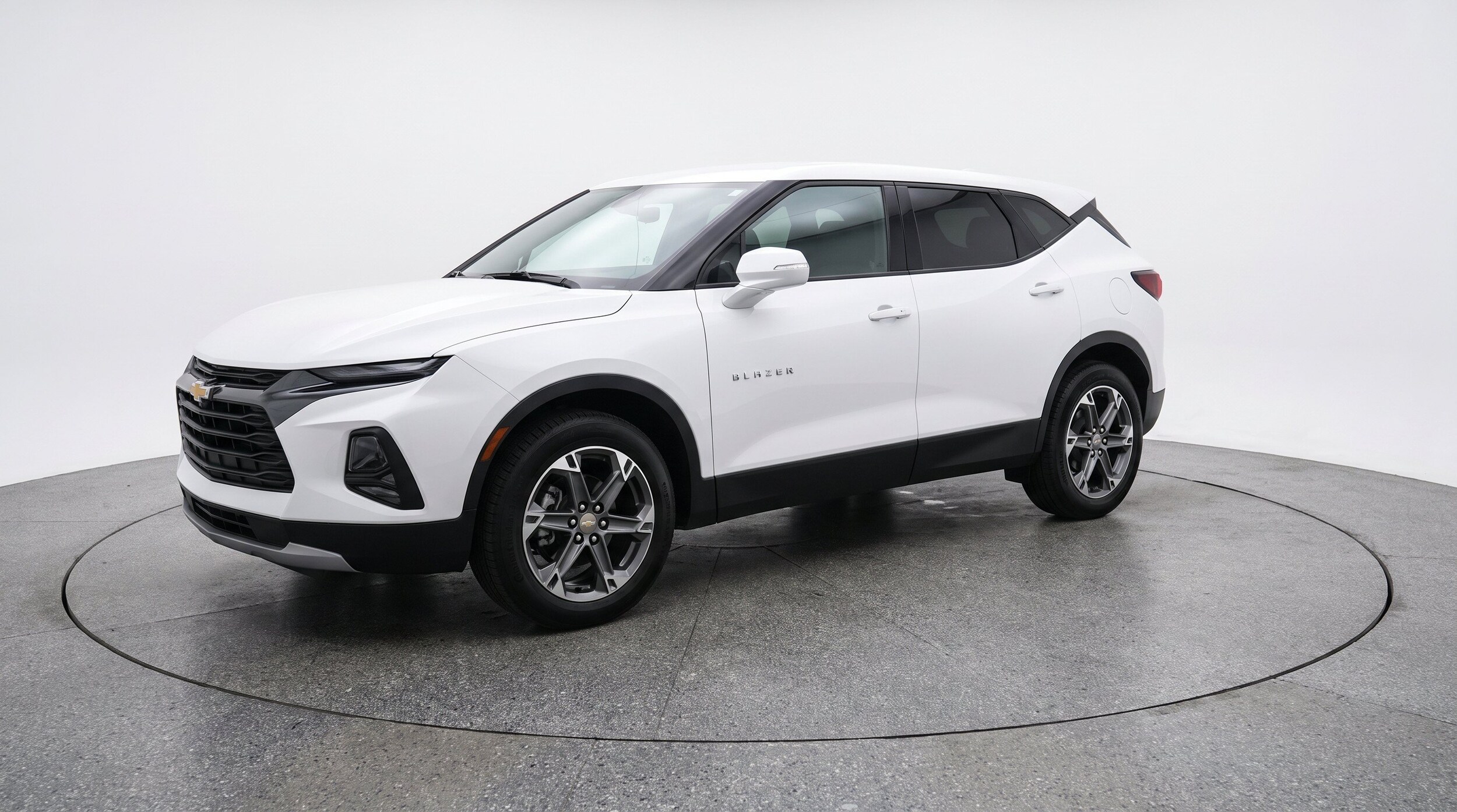 Thumbnail: 2026 Chevrolet Blazer - 3