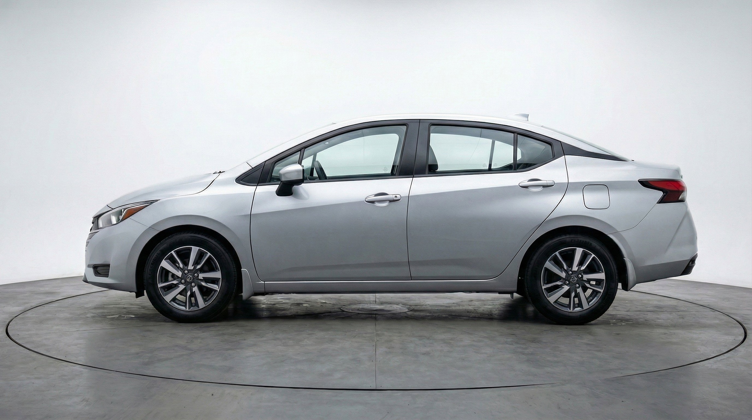 Thumbnail: 2025 Nissan Versa - 5