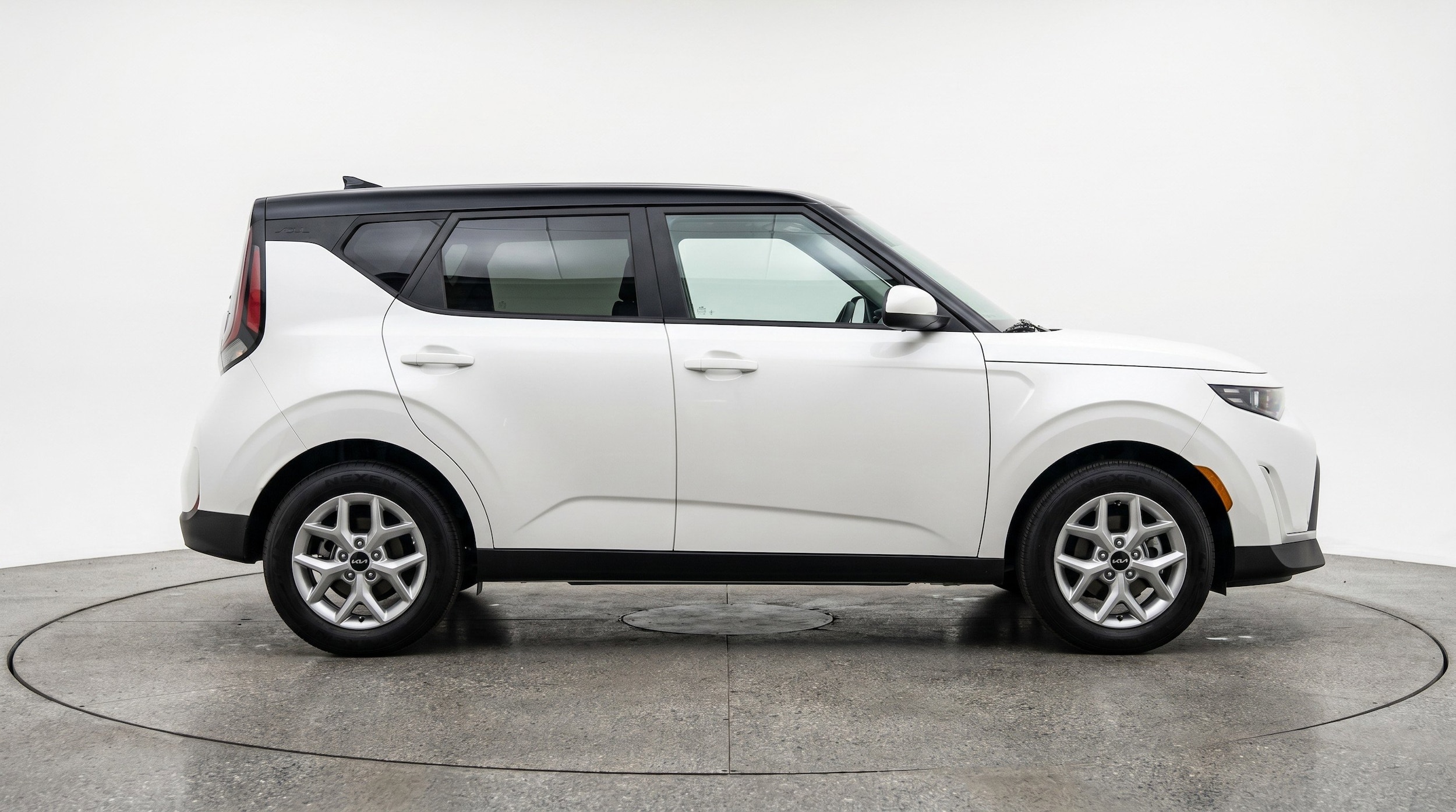 Thumbnail: 2025 Kia Soul - 11