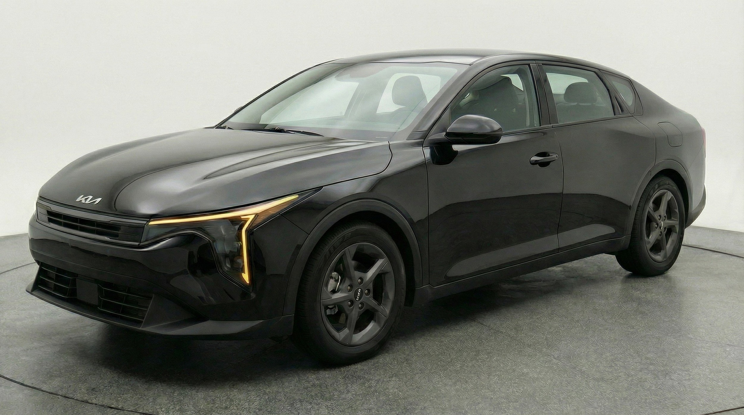 Thumbnail: 2025 Kia K4 - 3