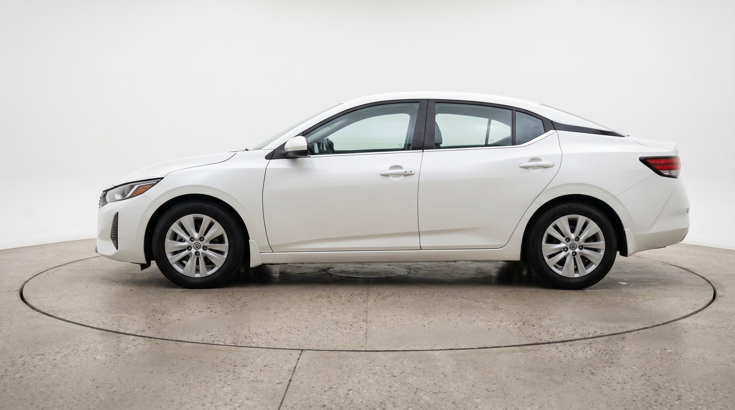 Thumbnail: 2025 Nissan Sentra - 5