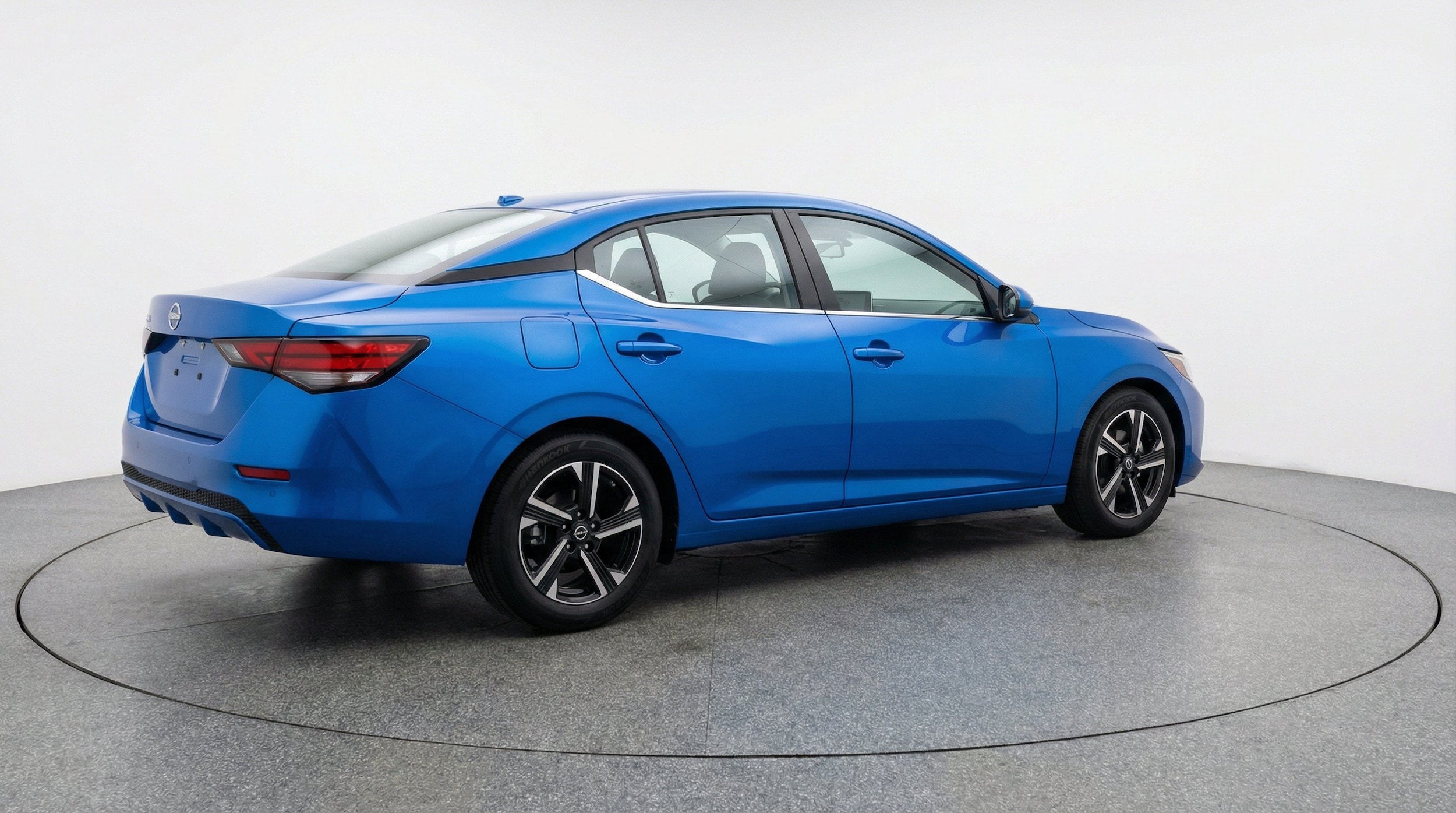 Thumbnail: 2025 Nissan Sentra - 9