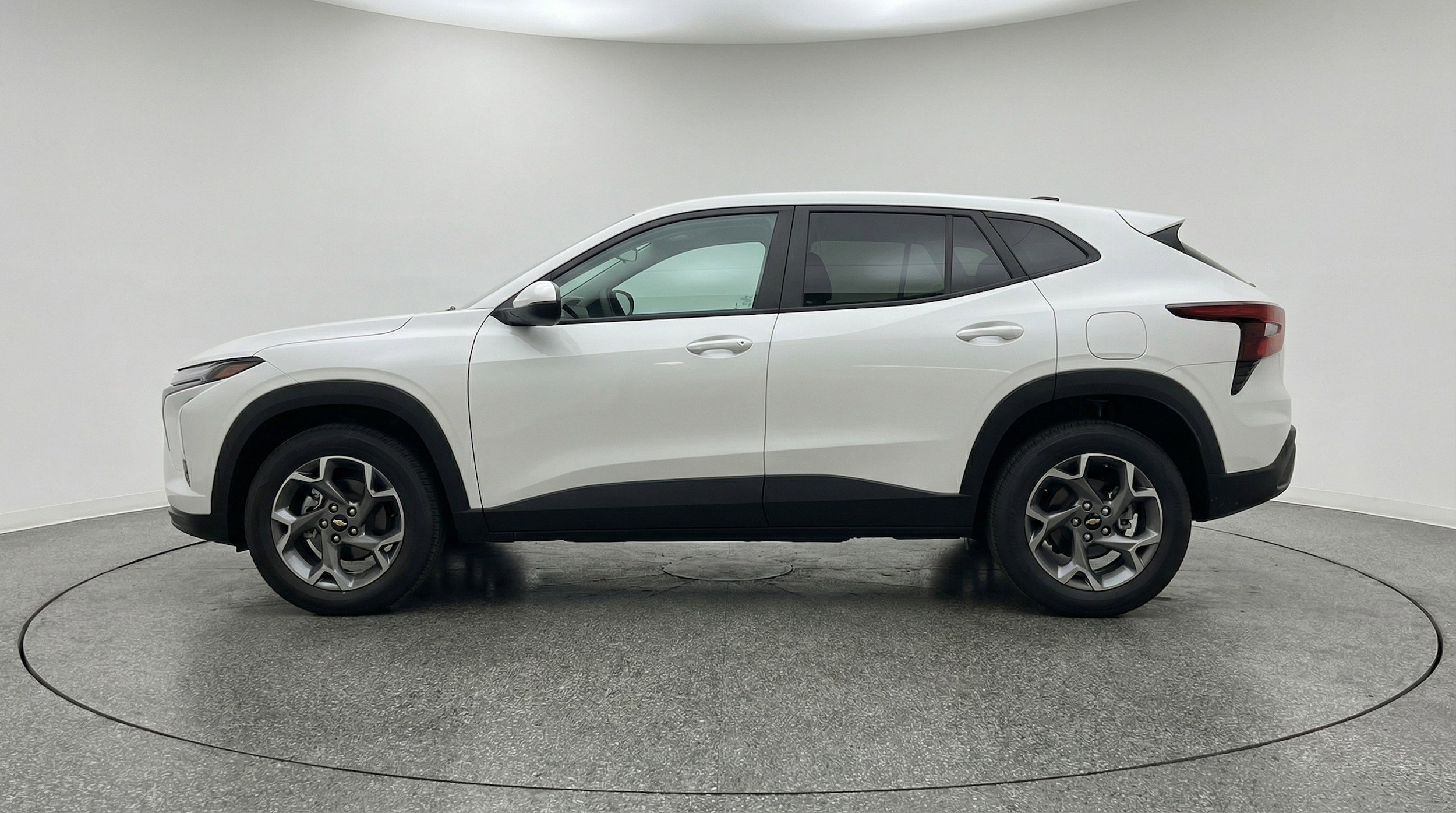 Thumbnail: 2025 Chevrolet Trax - 5