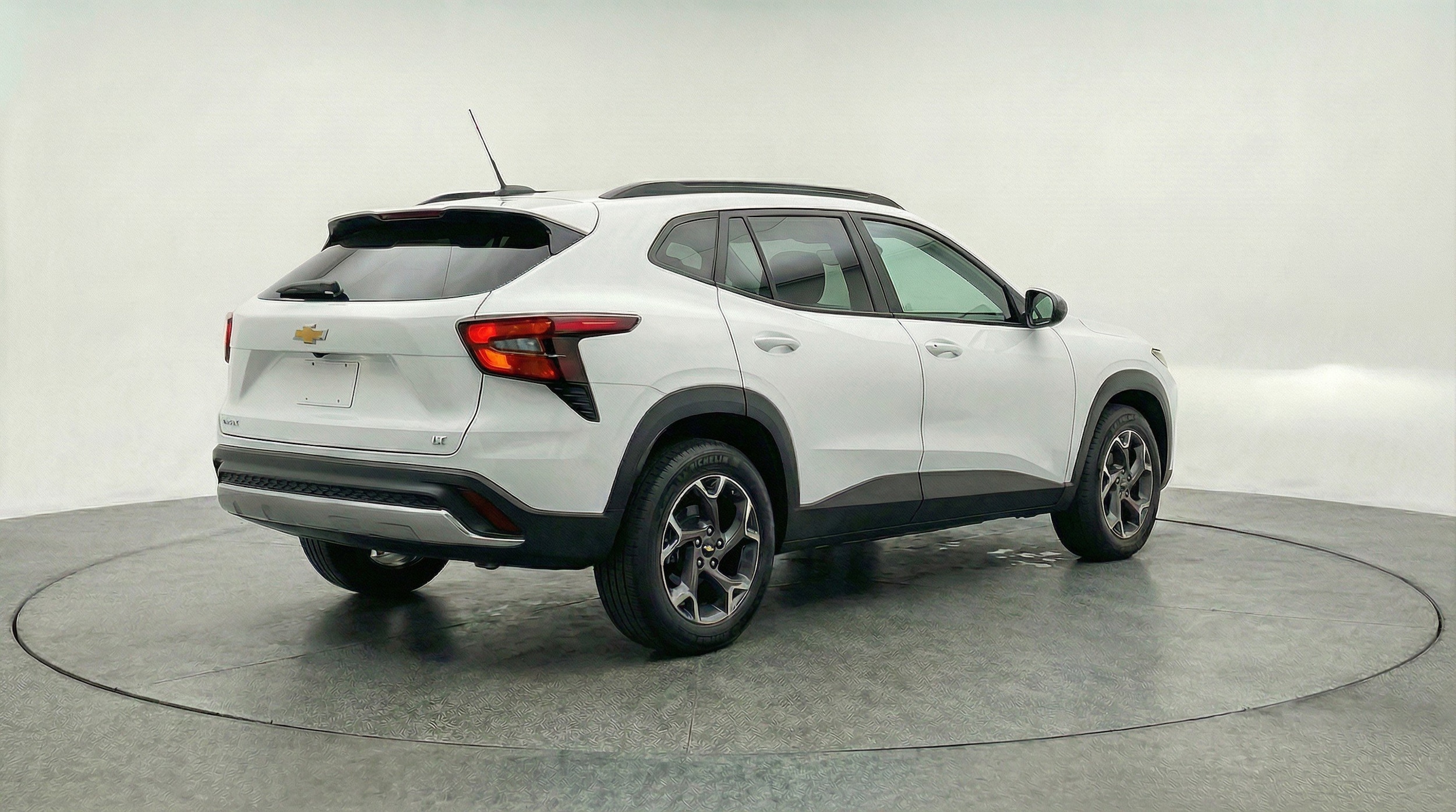 Thumbnail: 2025 Chevrolet Trax - 9