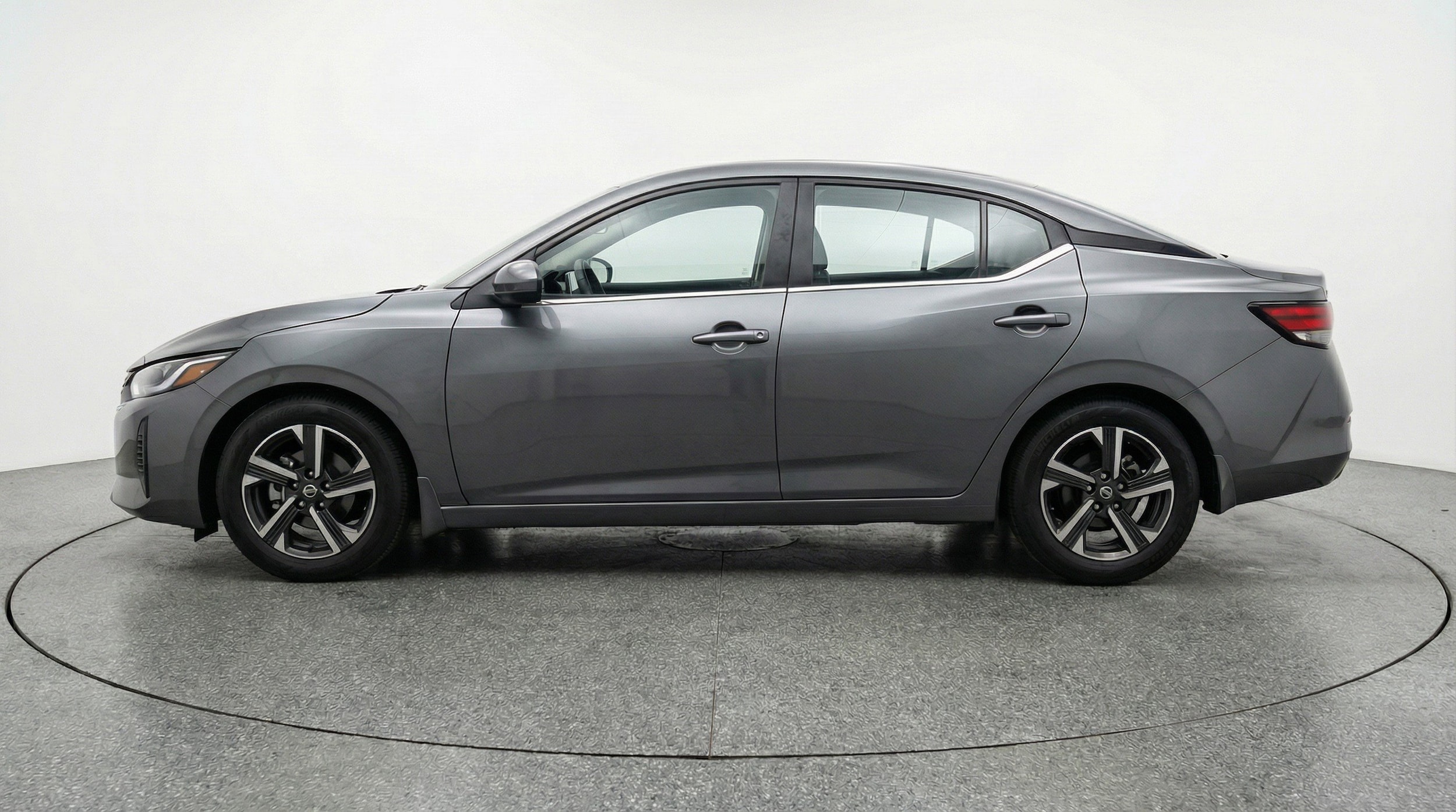 Thumbnail: 2025 Nissan Sentra - 5