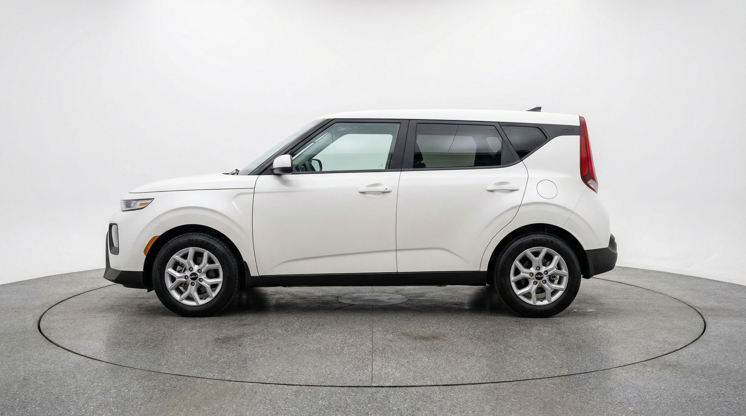 Thumbnail: 2025 Kia Soul - 5