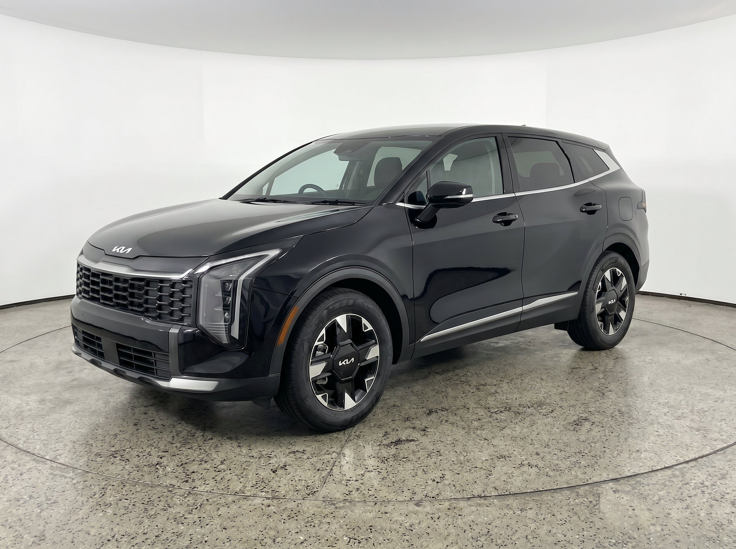 Thumbnail: 2026 Kia Sportage - 3