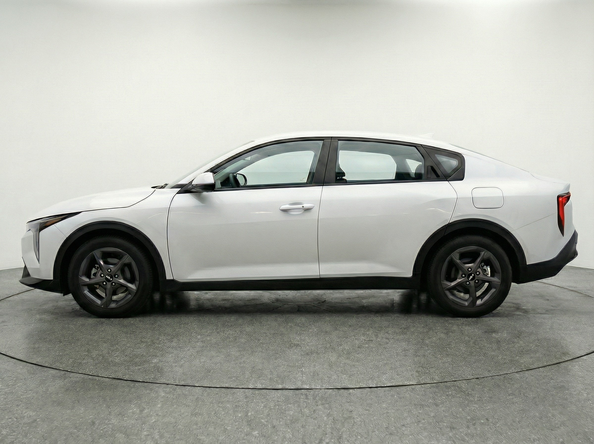 Thumbnail: 2025 Kia K4 - 4