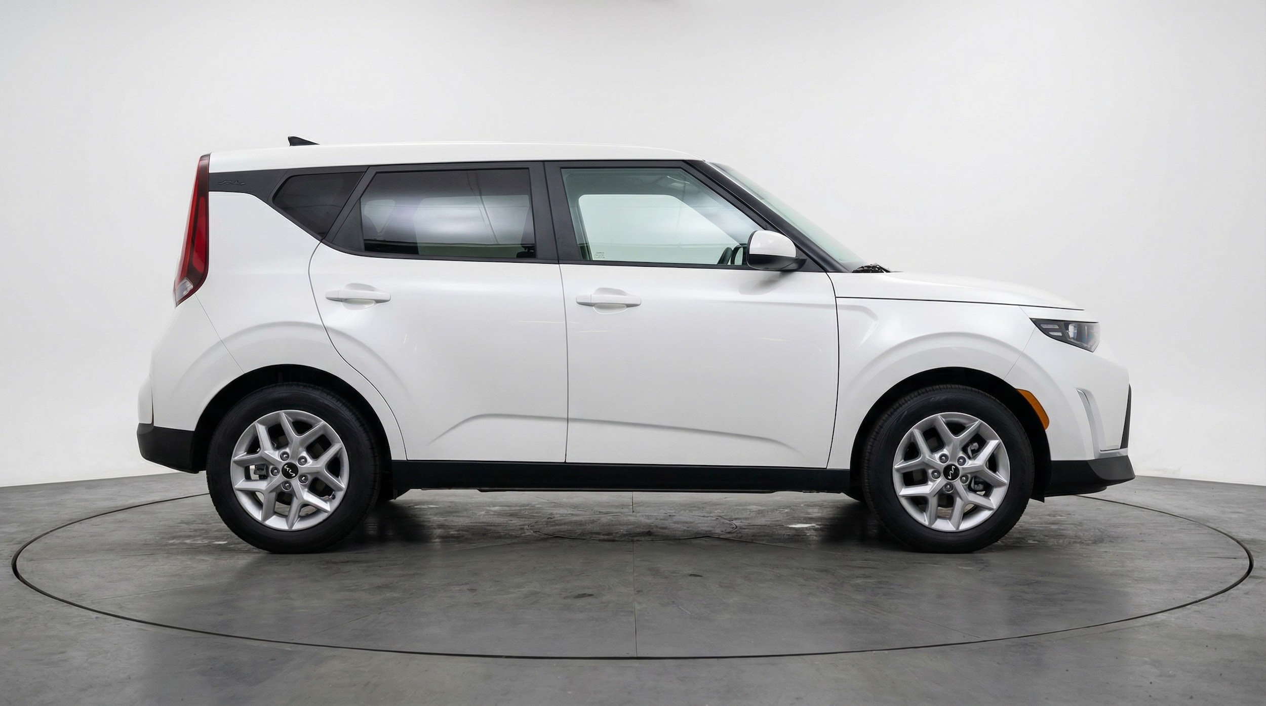 Thumbnail: 2025 Kia Soul - 8