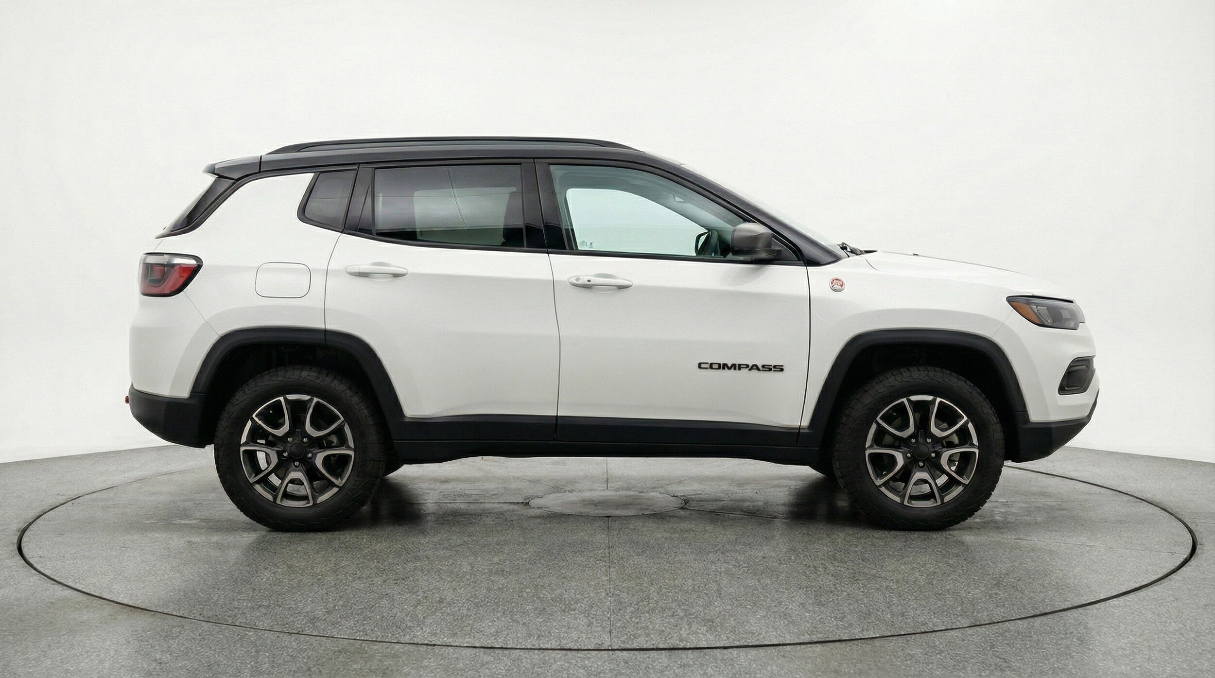 Thumbnail: 2025 Jeep Compass - 11