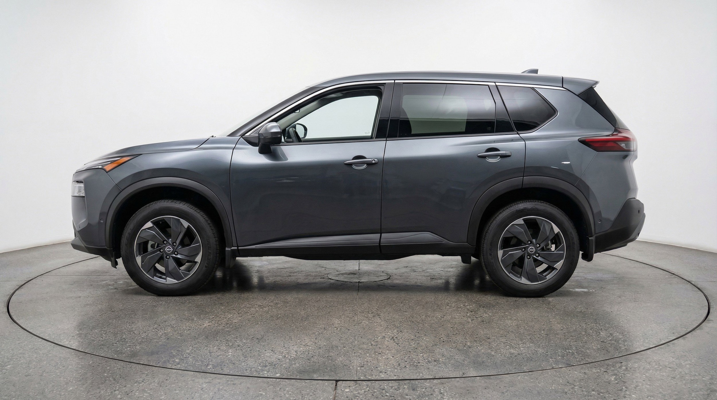 Thumbnail: 2025 Nissan Rogue - 5