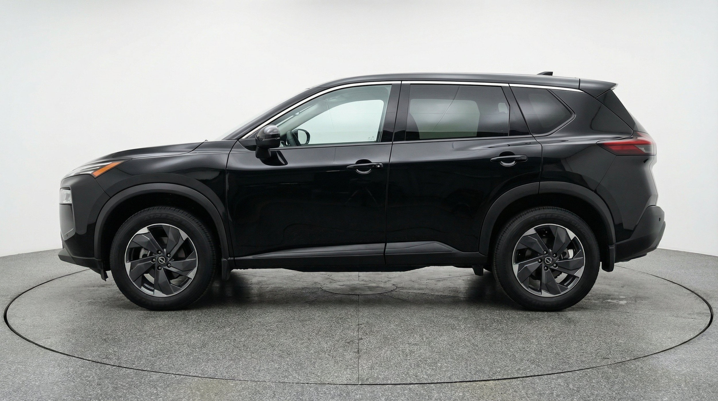 Thumbnail: 2025 Nissan Rogue - 5