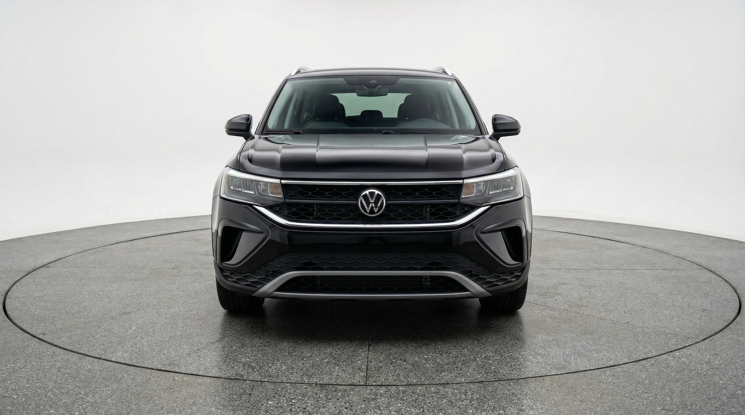 Thumbnail: 2025 Volkswagen Taos - 2