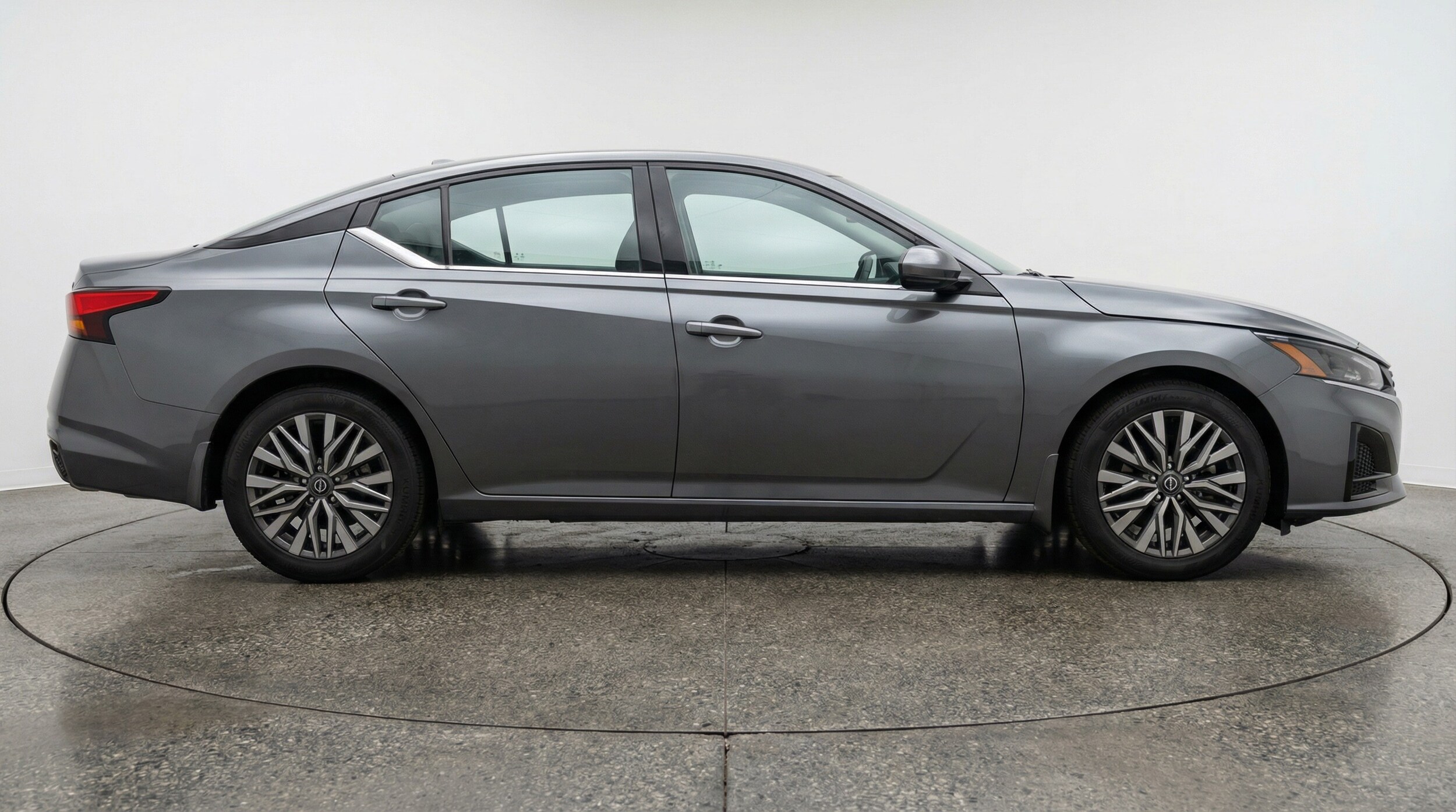 Thumbnail: 2025 Nissan Altima - 8