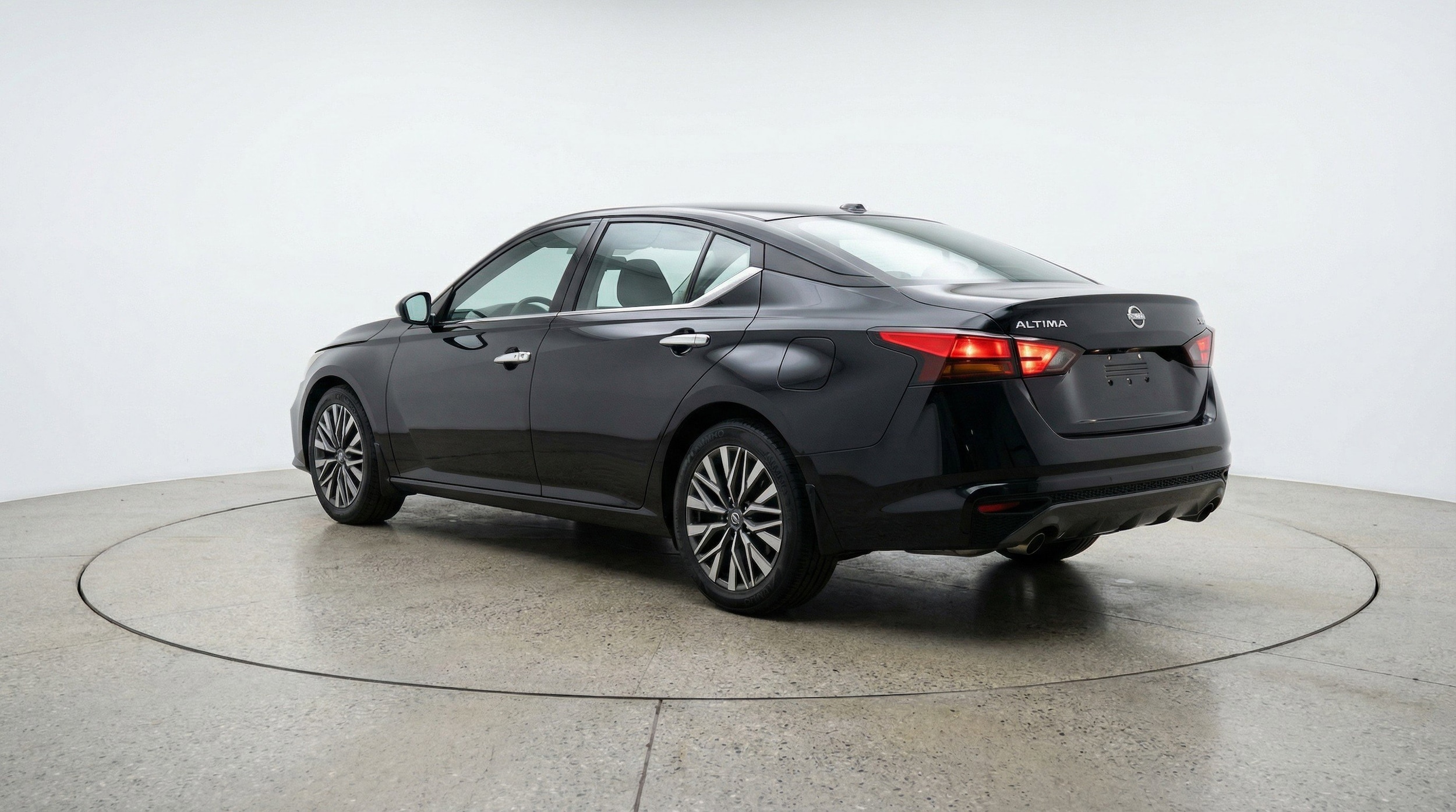 Thumbnail: 2025 Nissan Altima - 6