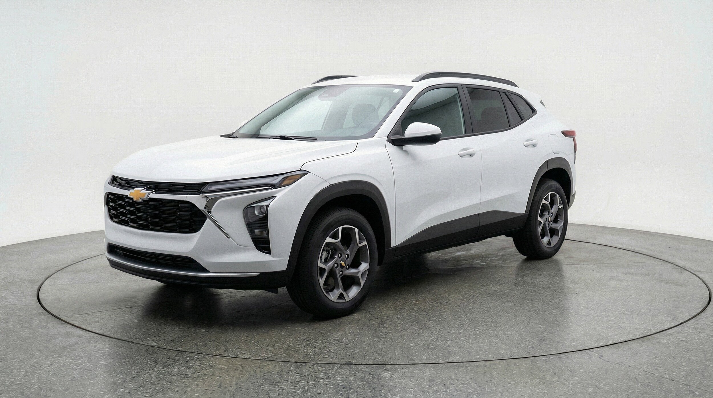 Thumbnail: 2025 Chevrolet Trax - 3