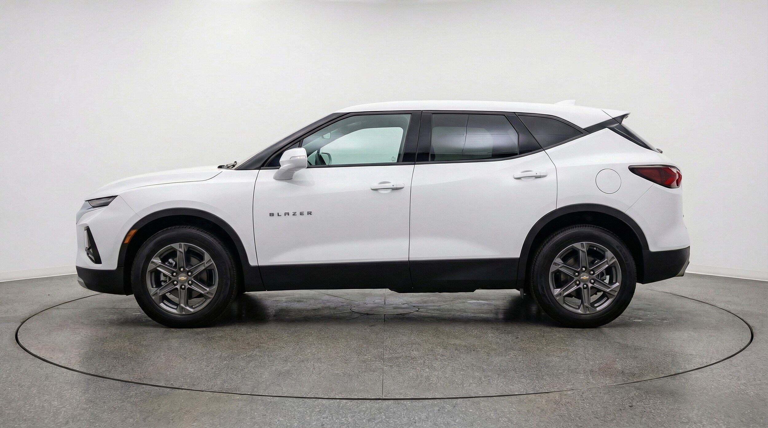 Thumbnail: 2025 Chevrolet Blazer - 4