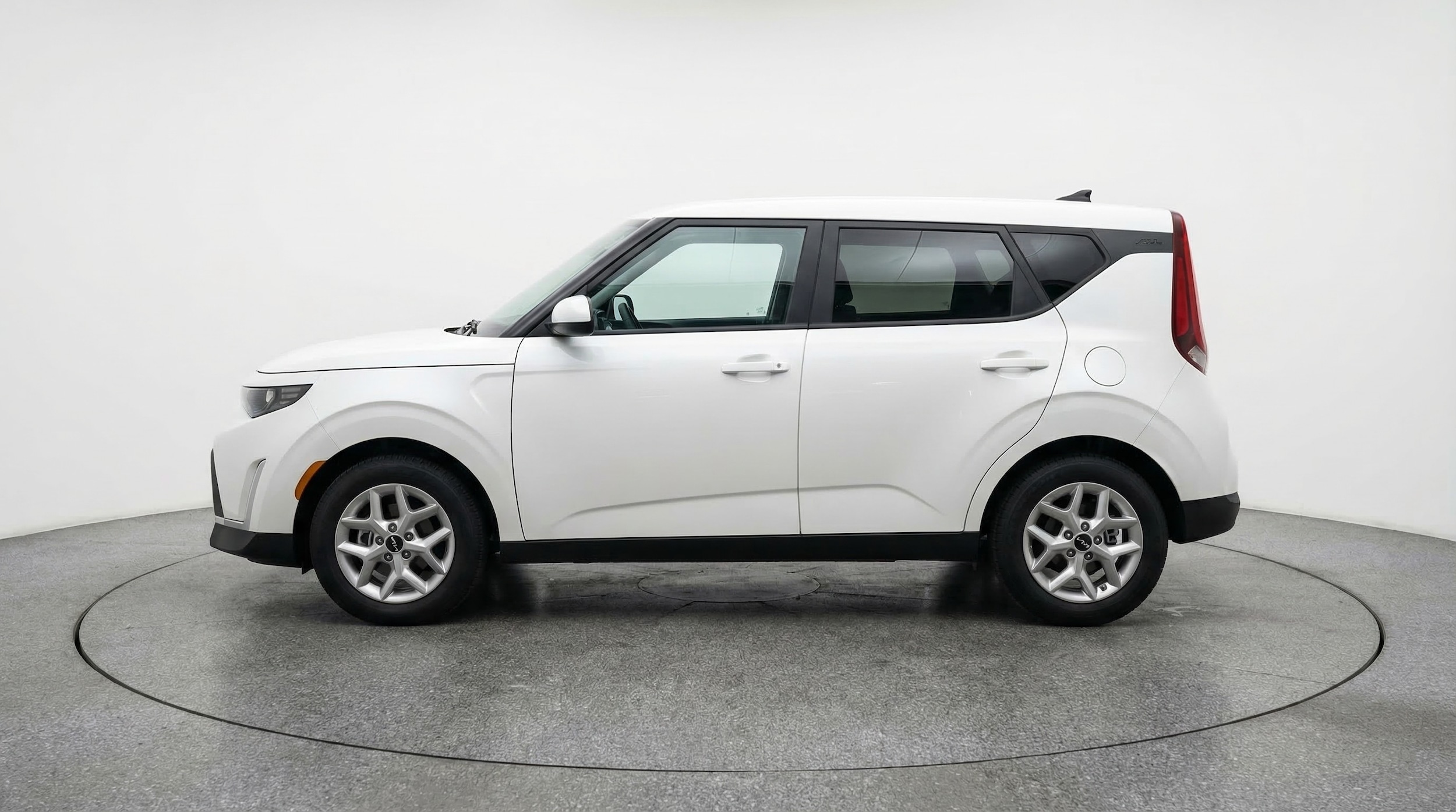 Thumbnail: 2025 Kia Soul - 4