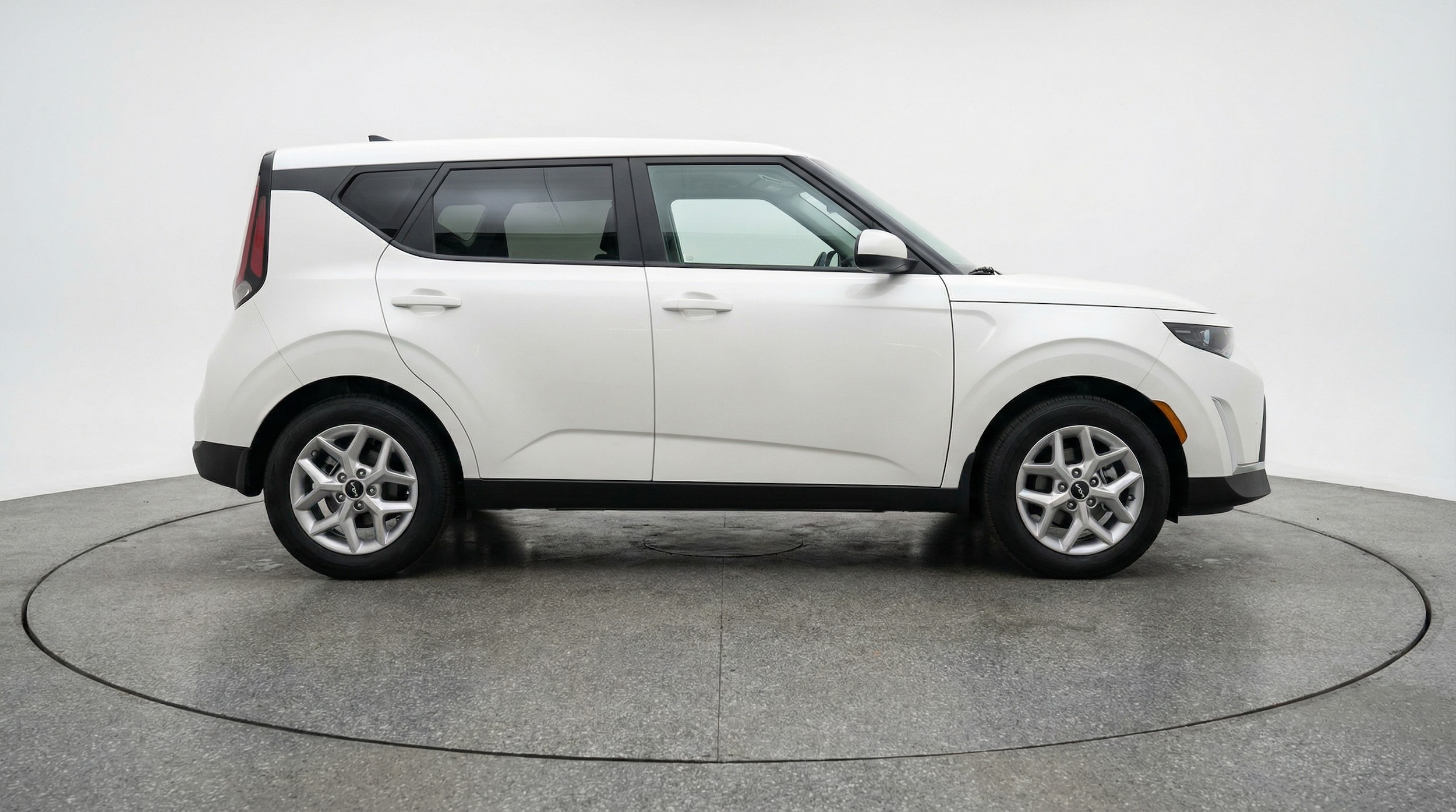 Thumbnail: 2025 Kia Soul - 8