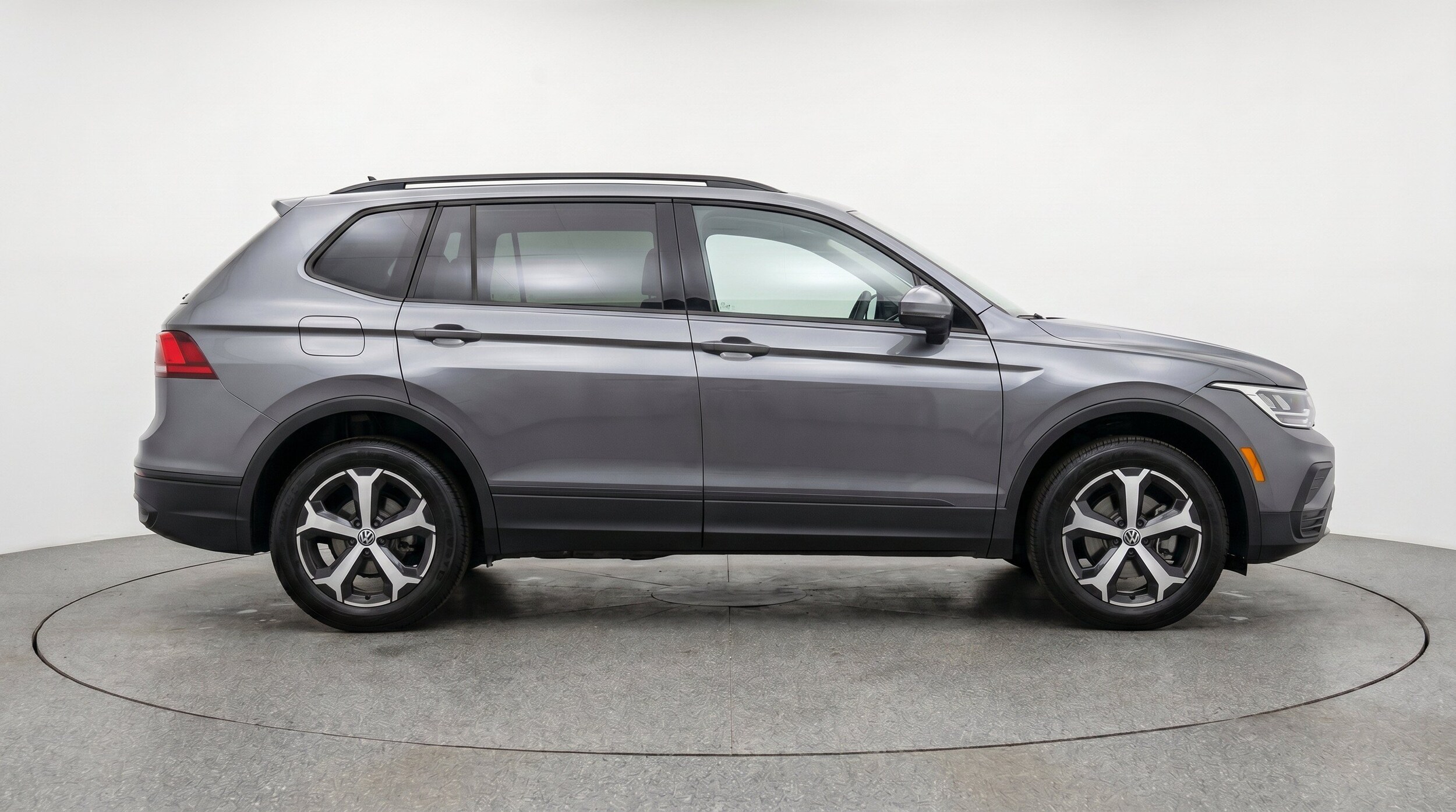 Thumbnail: 2026 Volkswagen Tiguan - 11