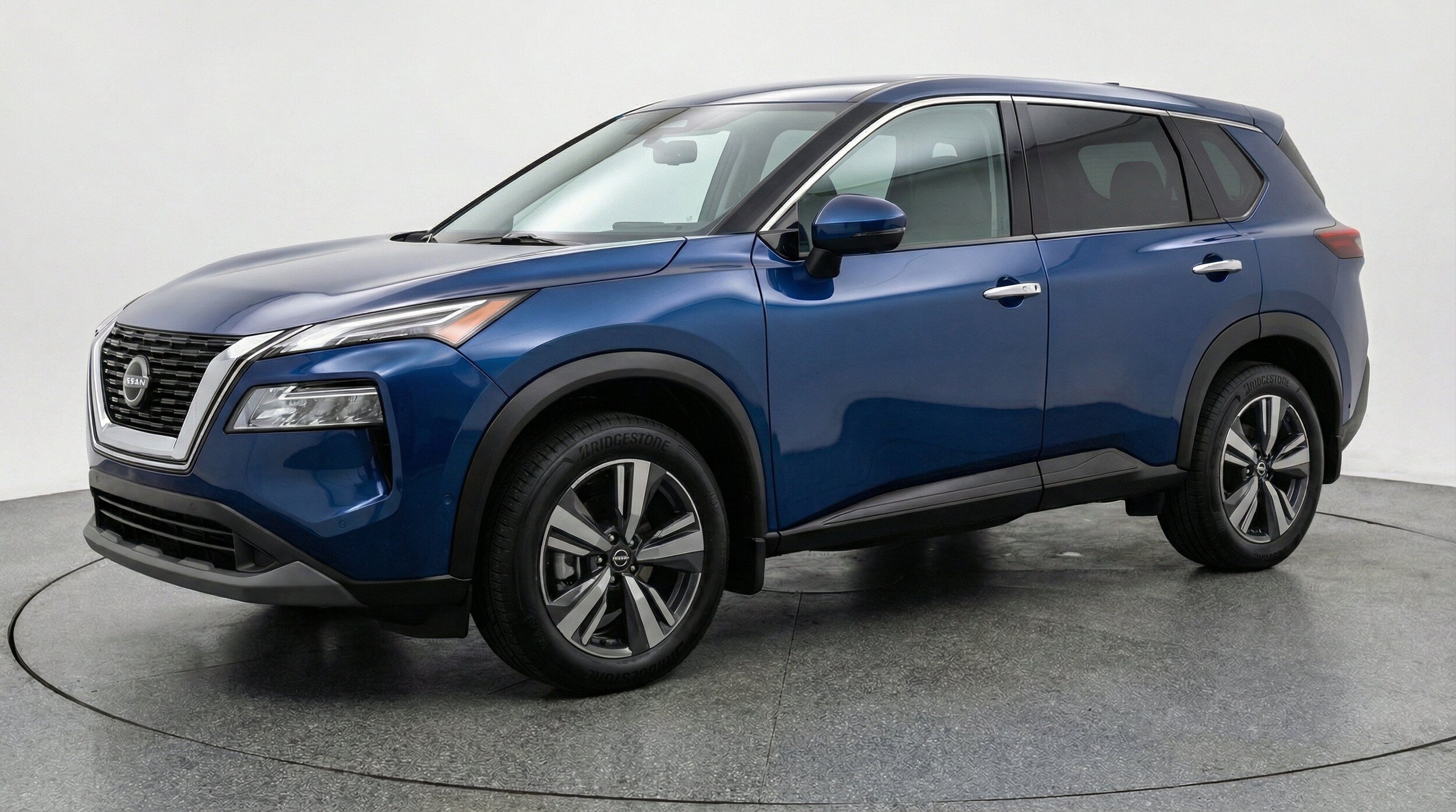 Thumbnail: 2026 Nissan Rogue - 3