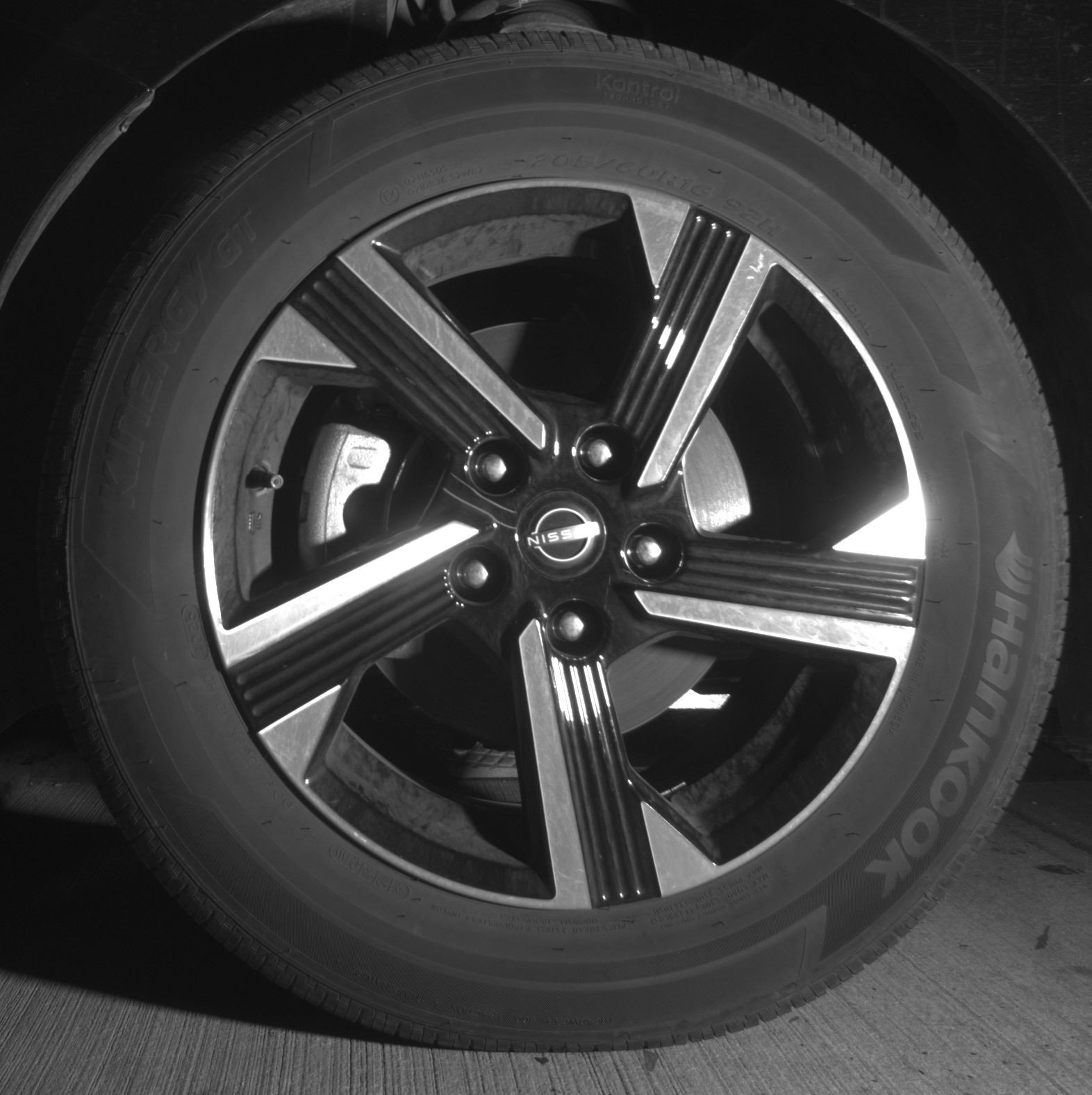 Thumbnail: 2025 Nissan Sentra - 12