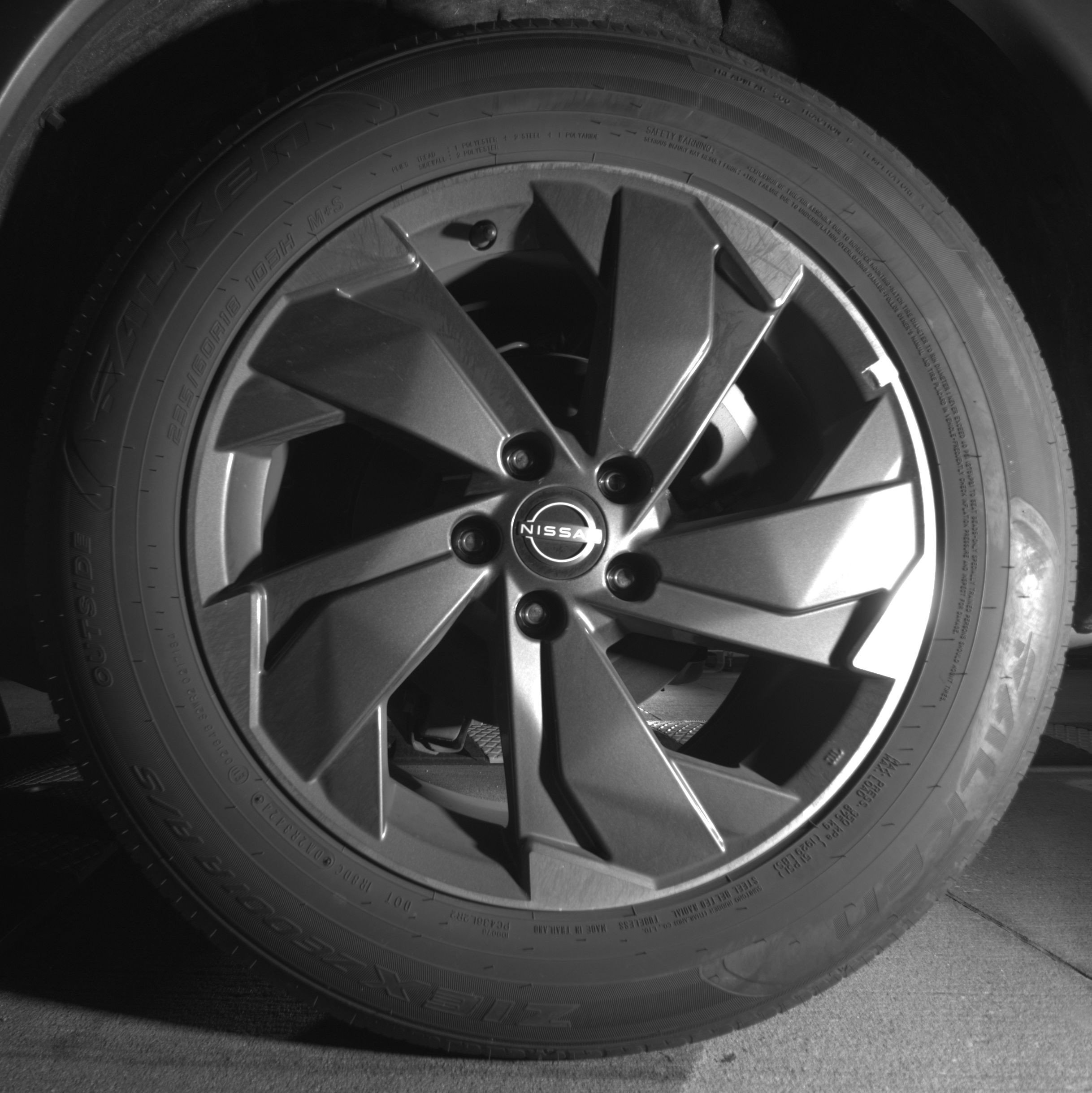 Thumbnail: 2025 Nissan Rogue - 14