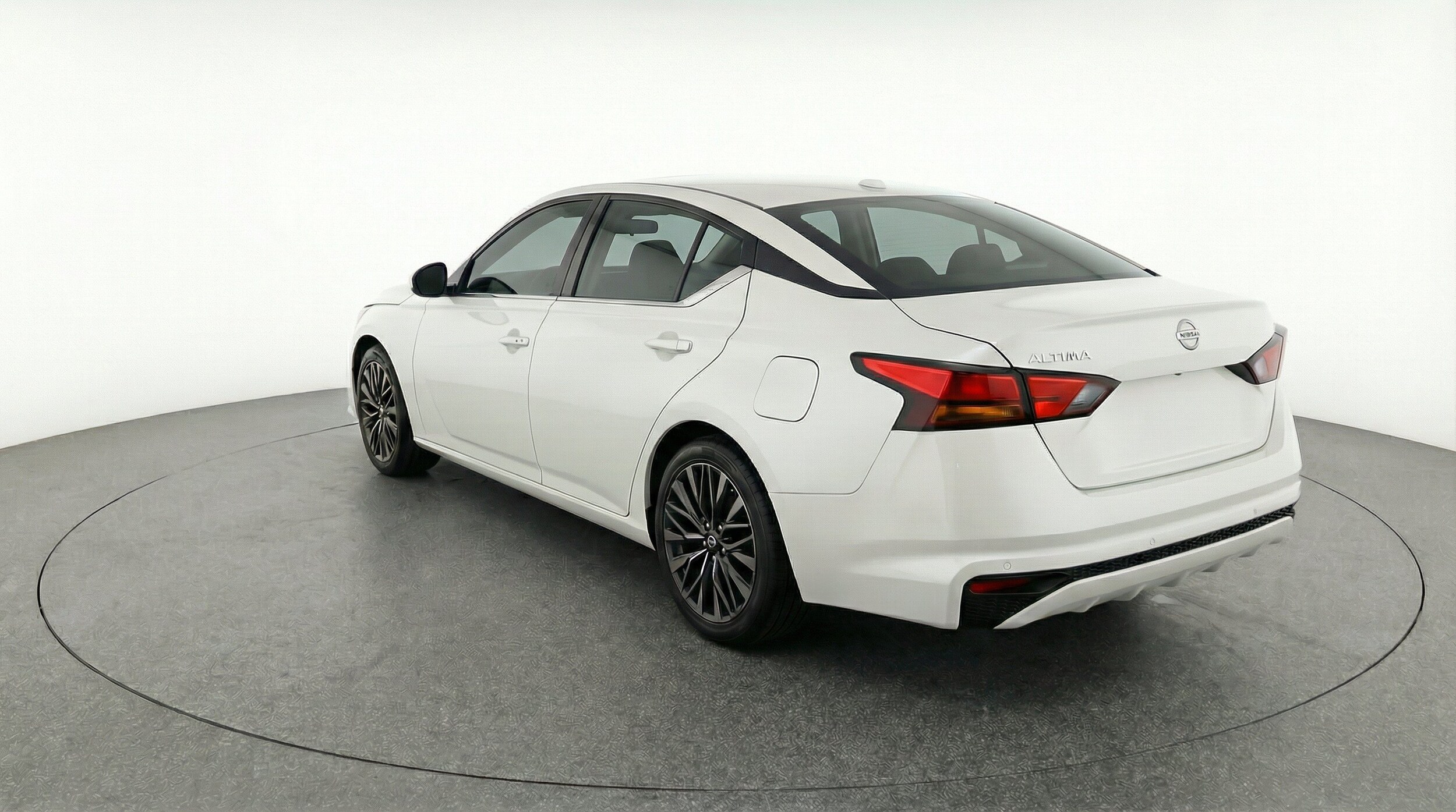 Thumbnail: 2025 Nissan Altima - 6