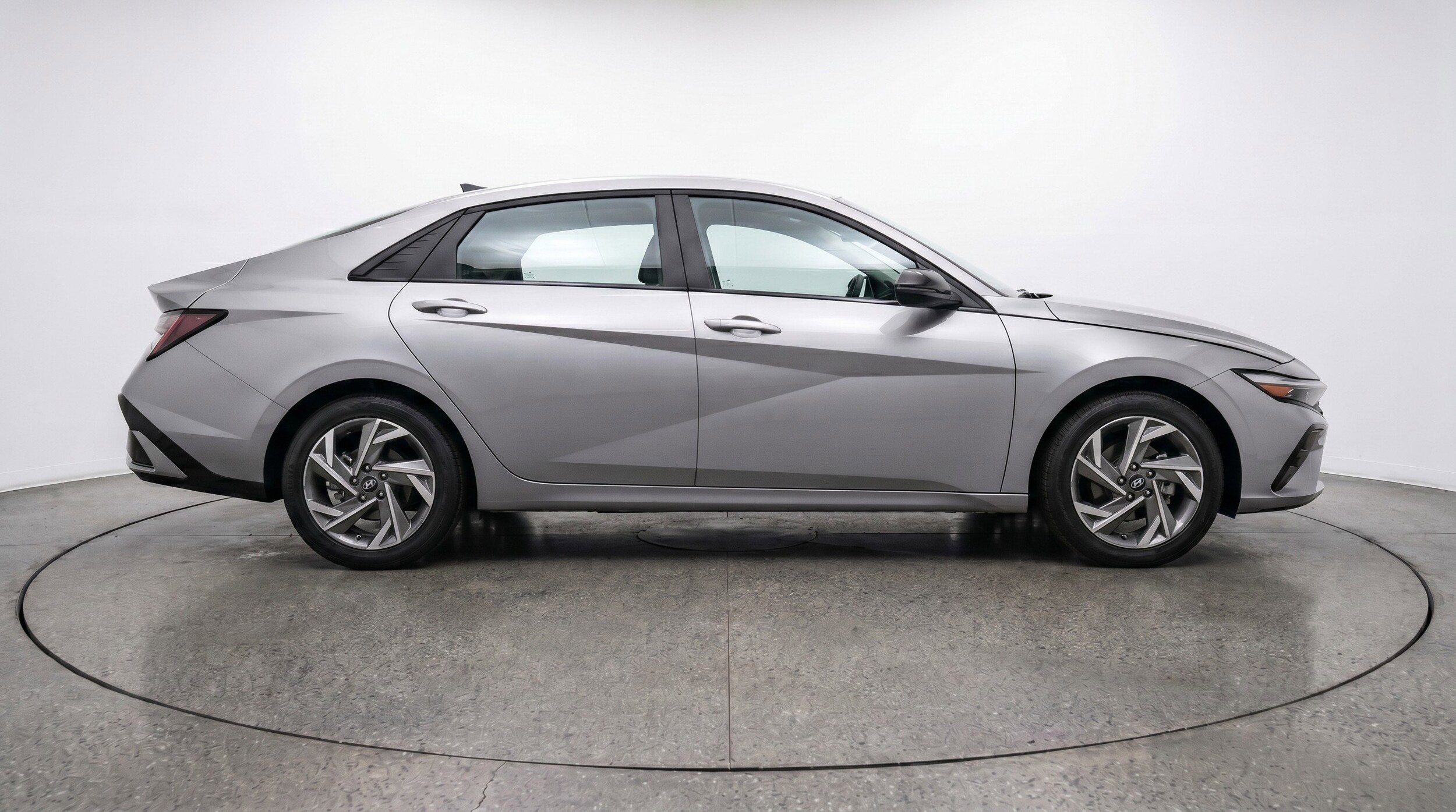 Thumbnail: 2025 Hyundai Elantra - 11