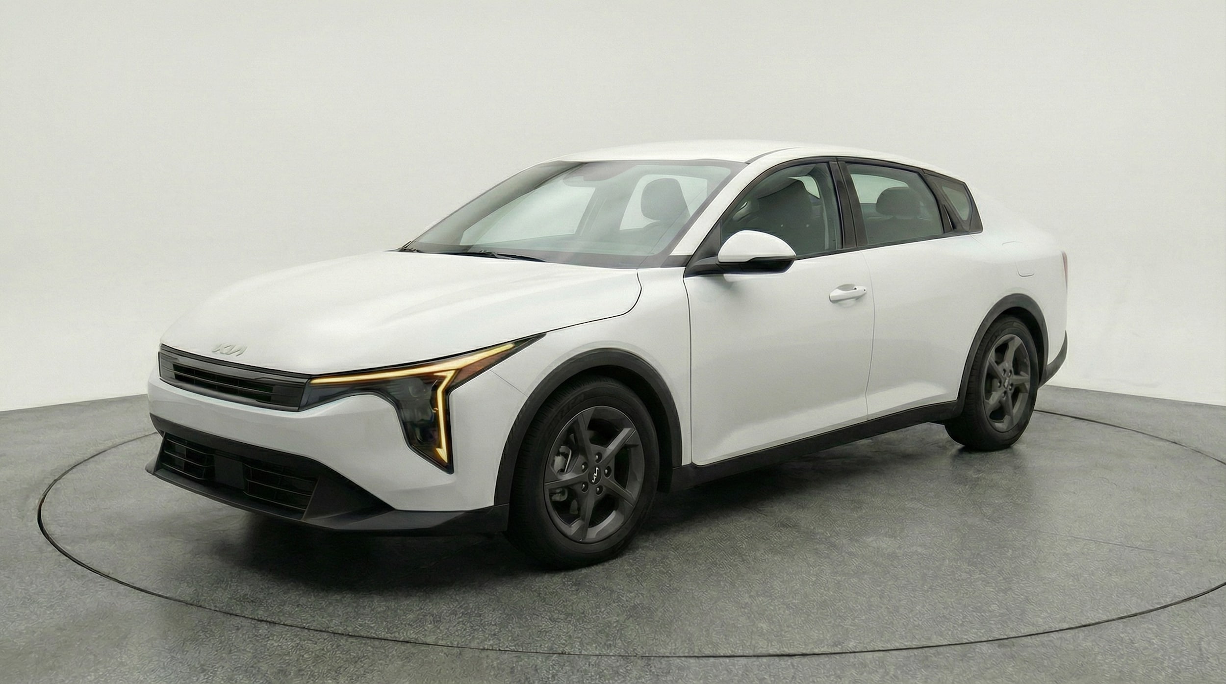 Thumbnail: 2025 Kia K4 - 3