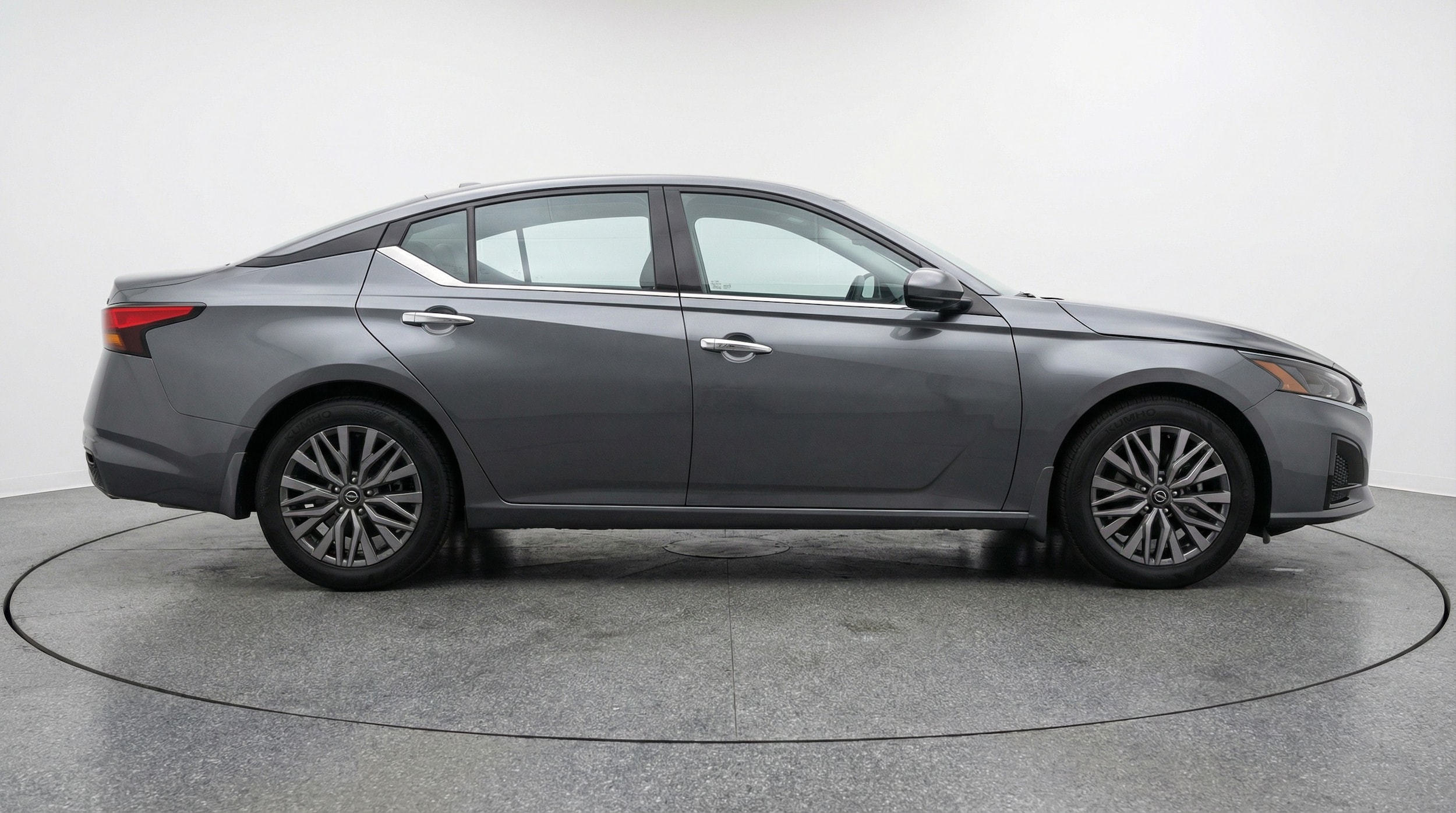 Thumbnail: 2025 Nissan Altima - 8