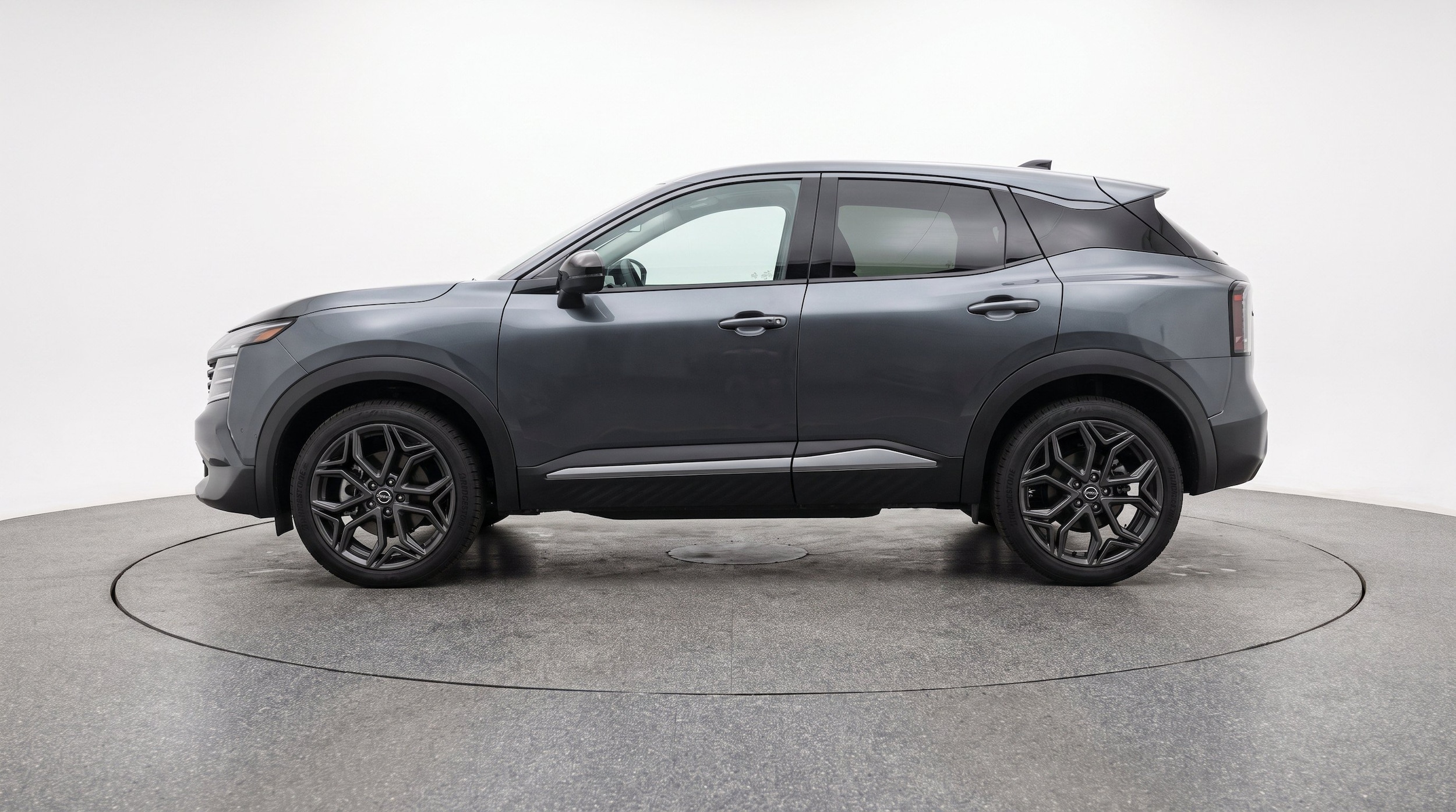 Thumbnail: 2026 Nissan Kicks - 5
