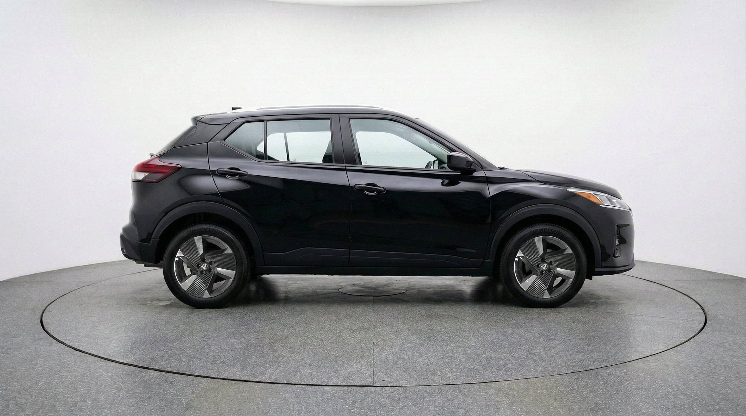 Thumbnail: 2026 Nissan Kicks - 11