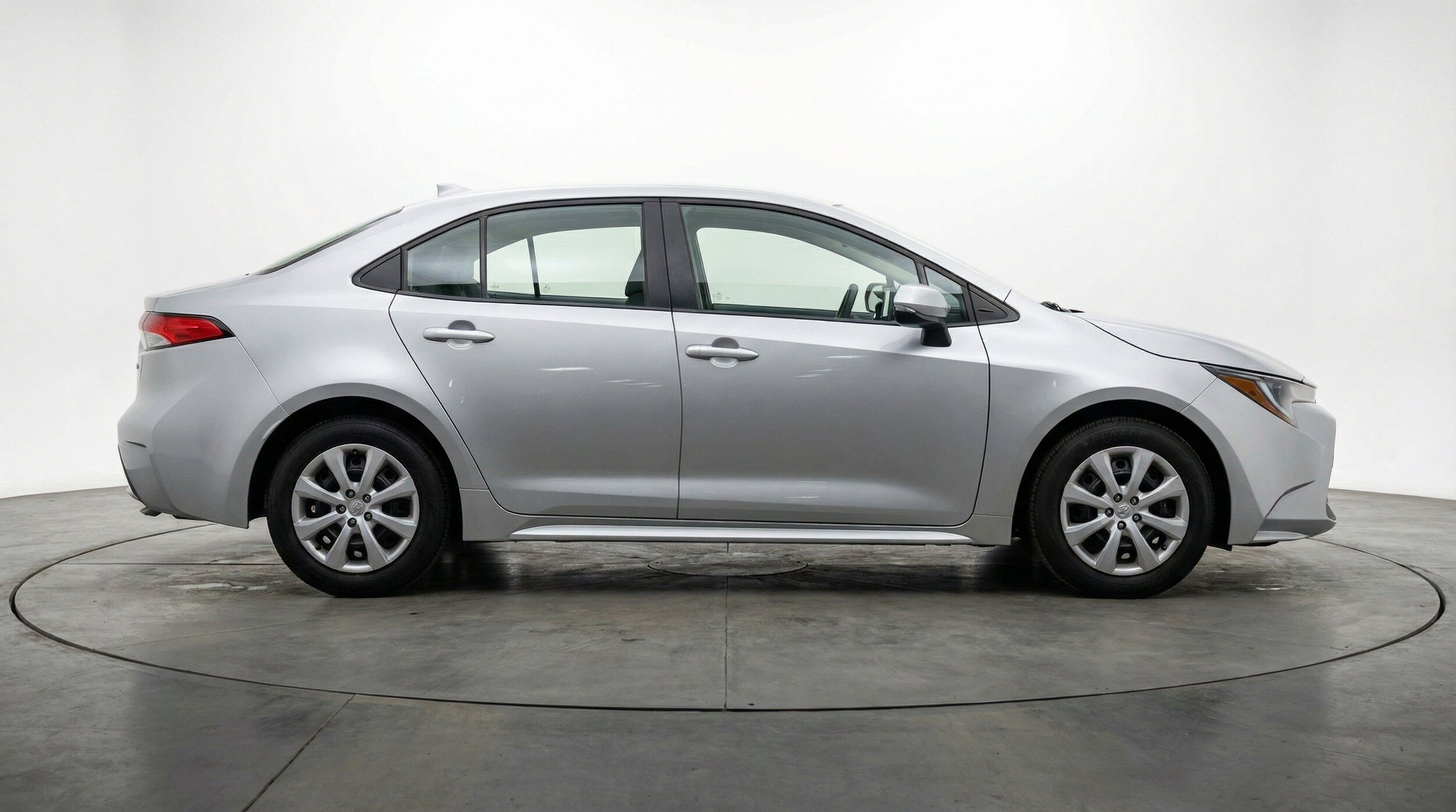 Thumbnail: 2025 Toyota Corolla - 11