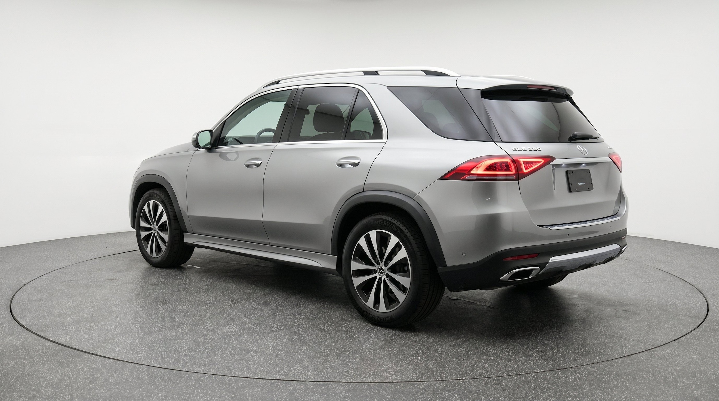 Thumbnail: 2026 Mercedes-Benz GLE - 6