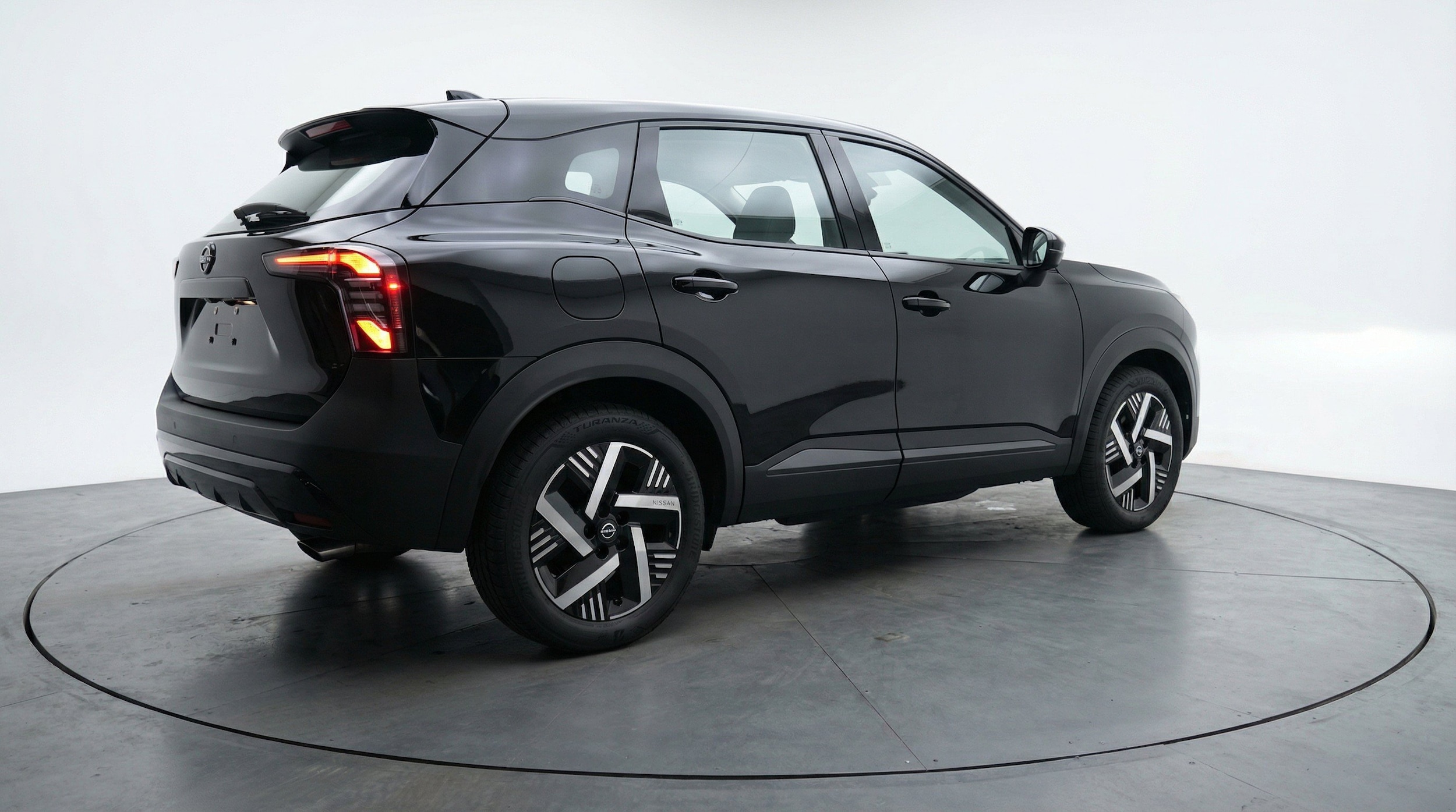Thumbnail: 2026 Nissan Kicks - 9