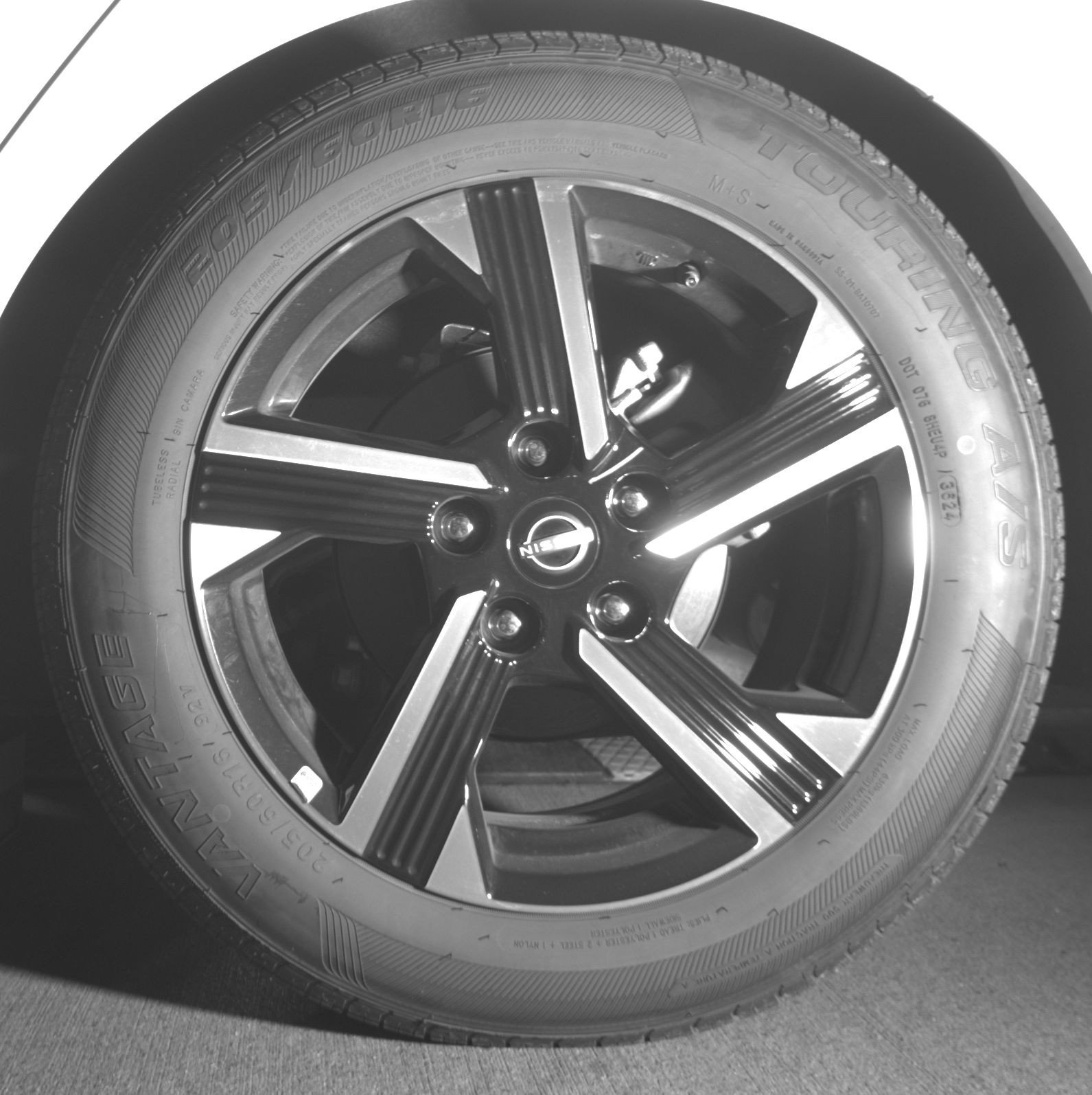 Thumbnail: 2025 Nissan Sentra - 14