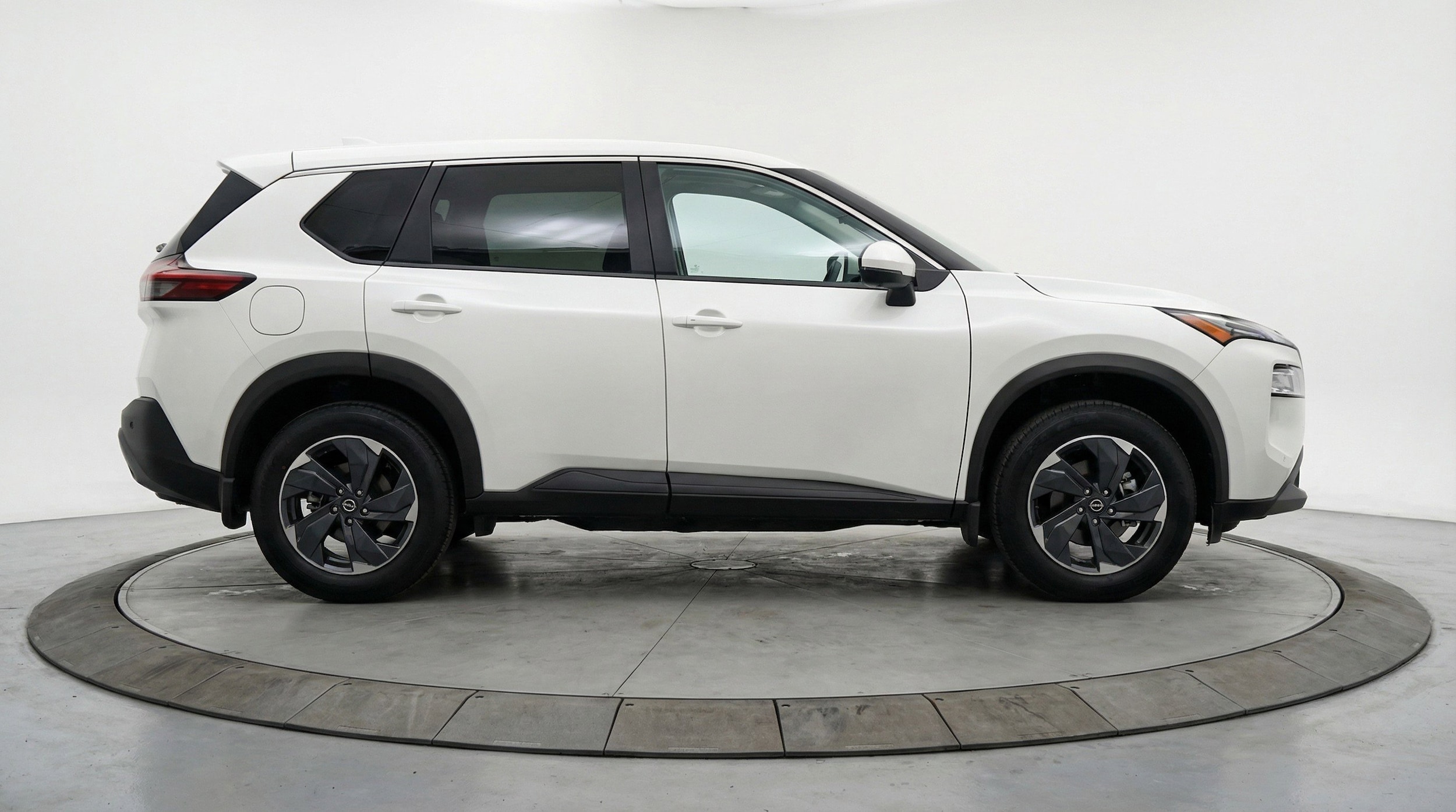 Thumbnail: 2025 Nissan Rogue - 11