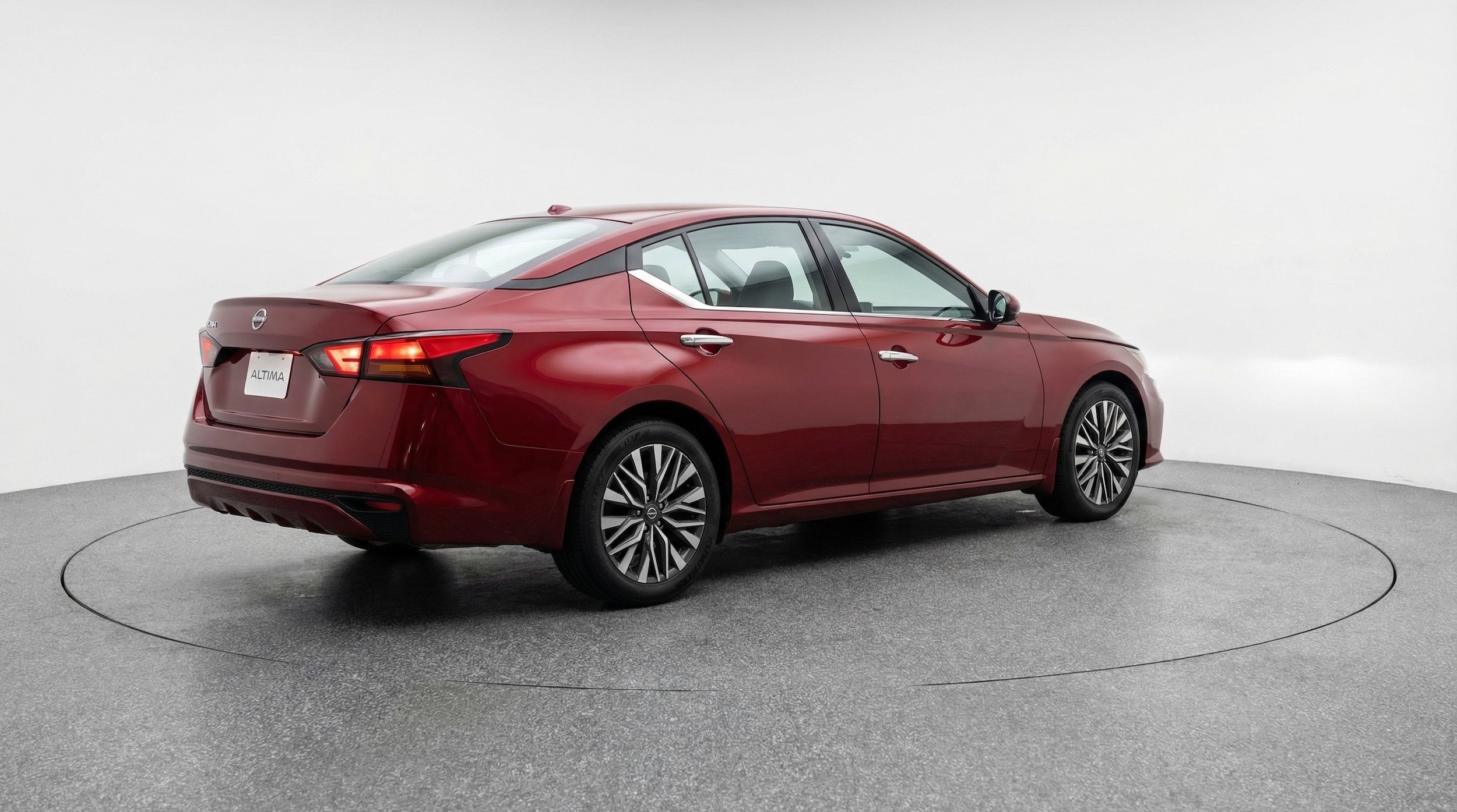 Thumbnail: 2025 Nissan Altima - 9