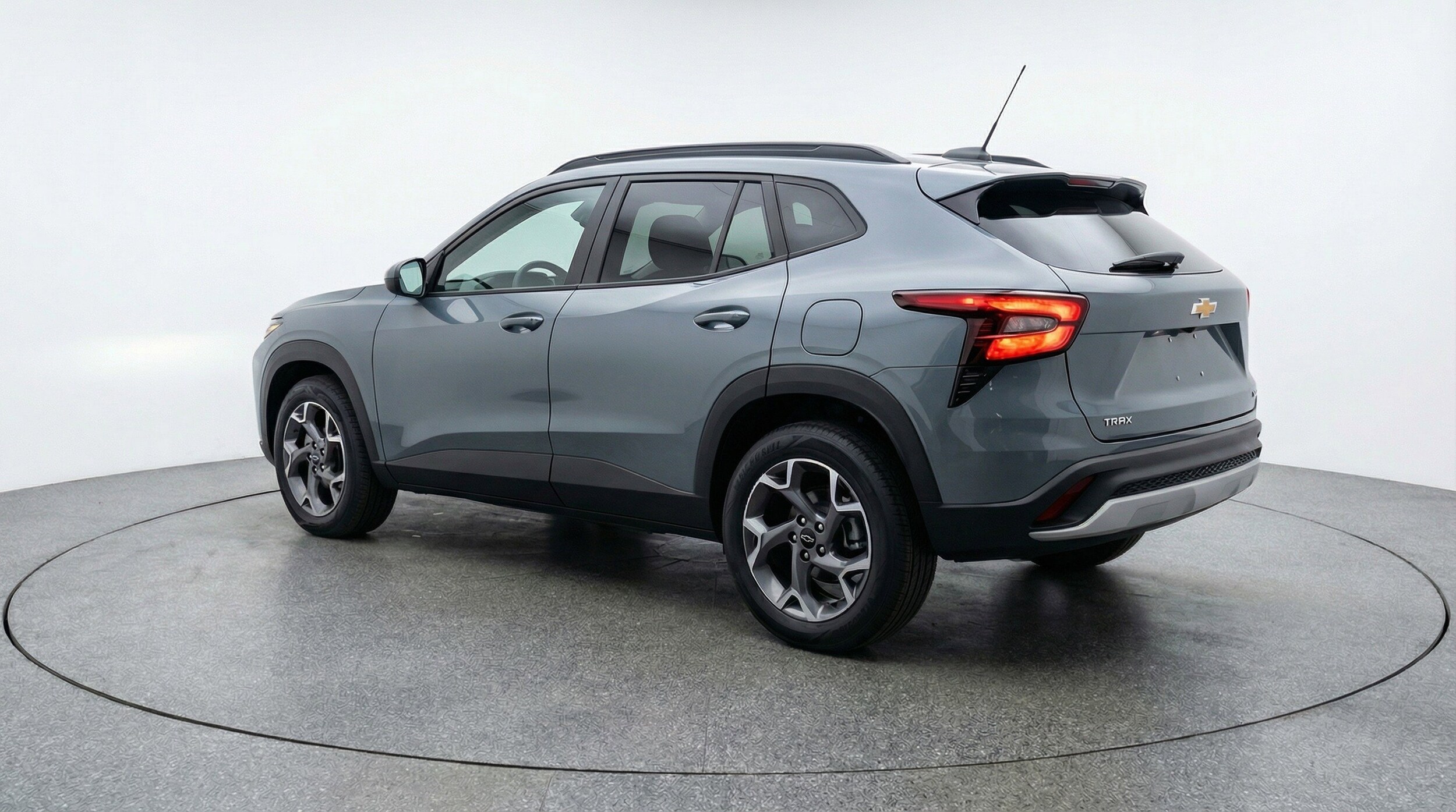 Thumbnail: 2025 Chevrolet Trax - 6