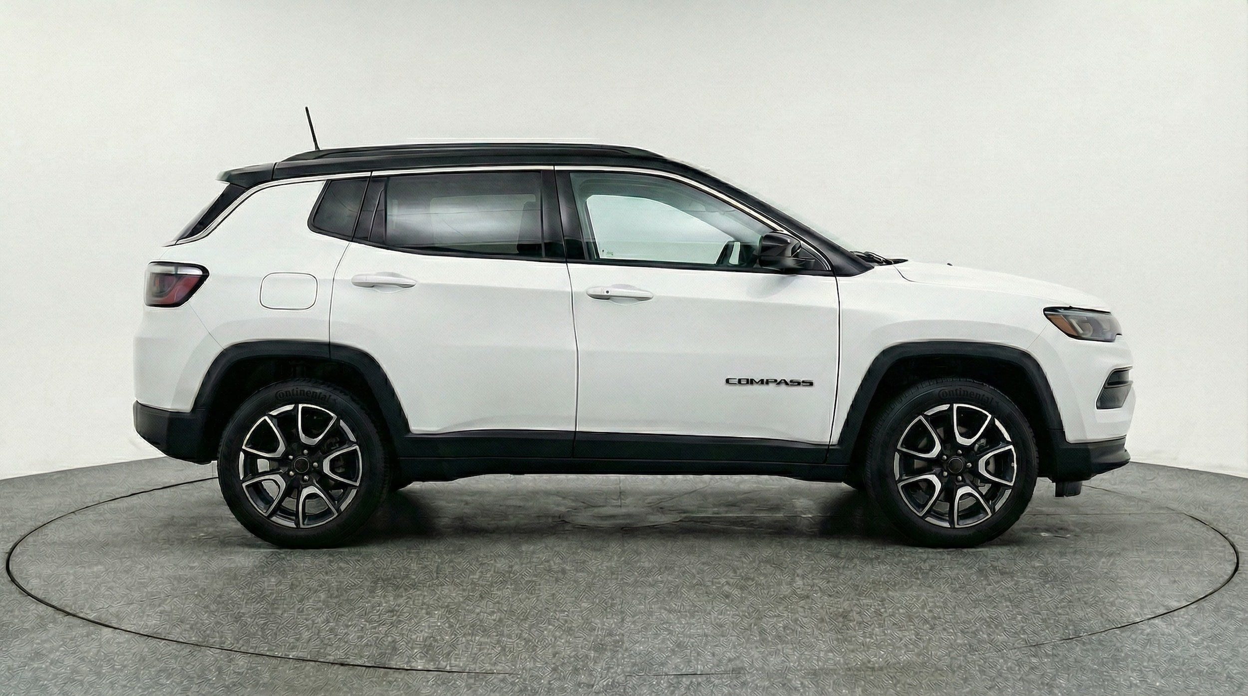 Thumbnail: 2025 Jeep Compass - 8